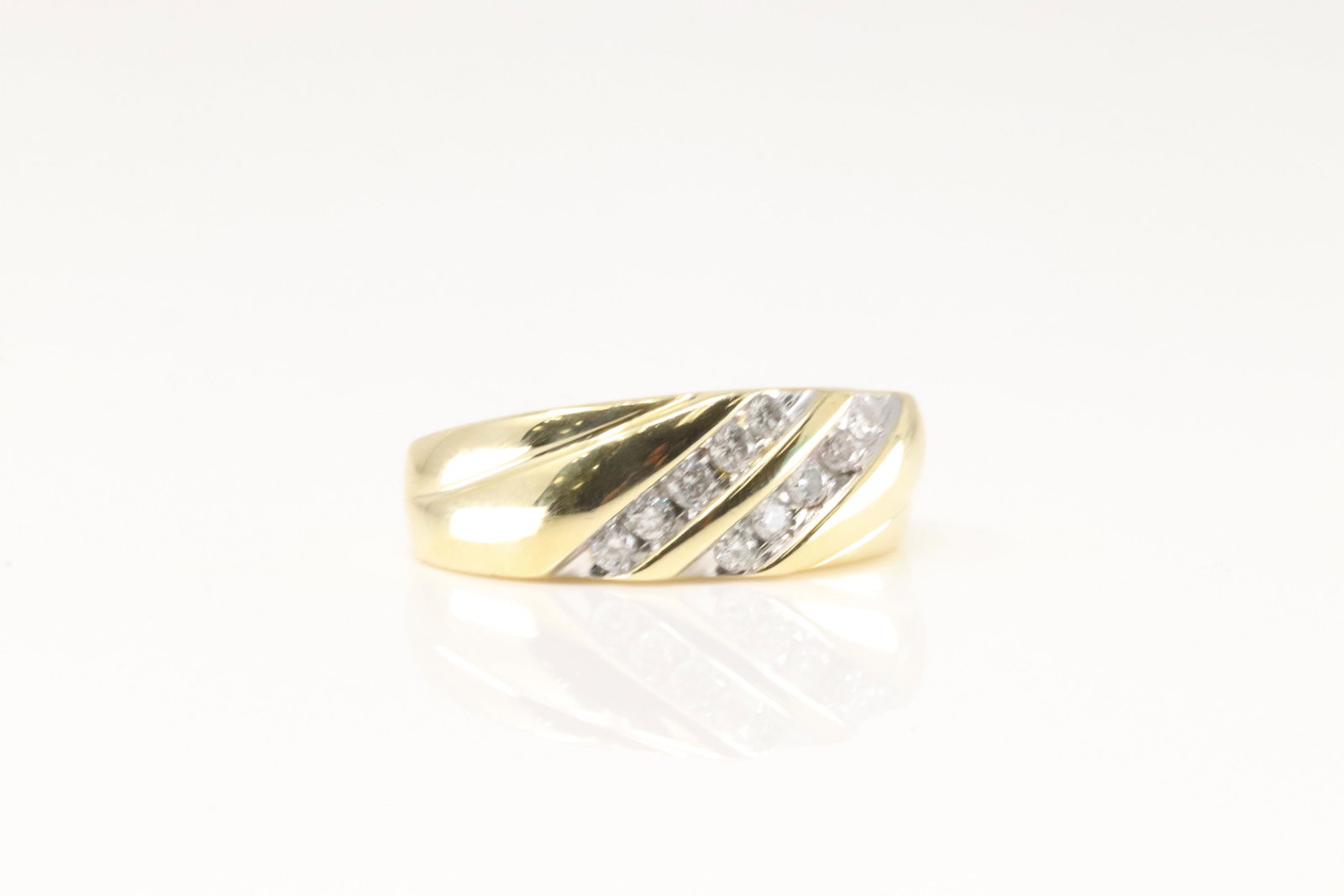 Diamond Ring 14Kt. - 2