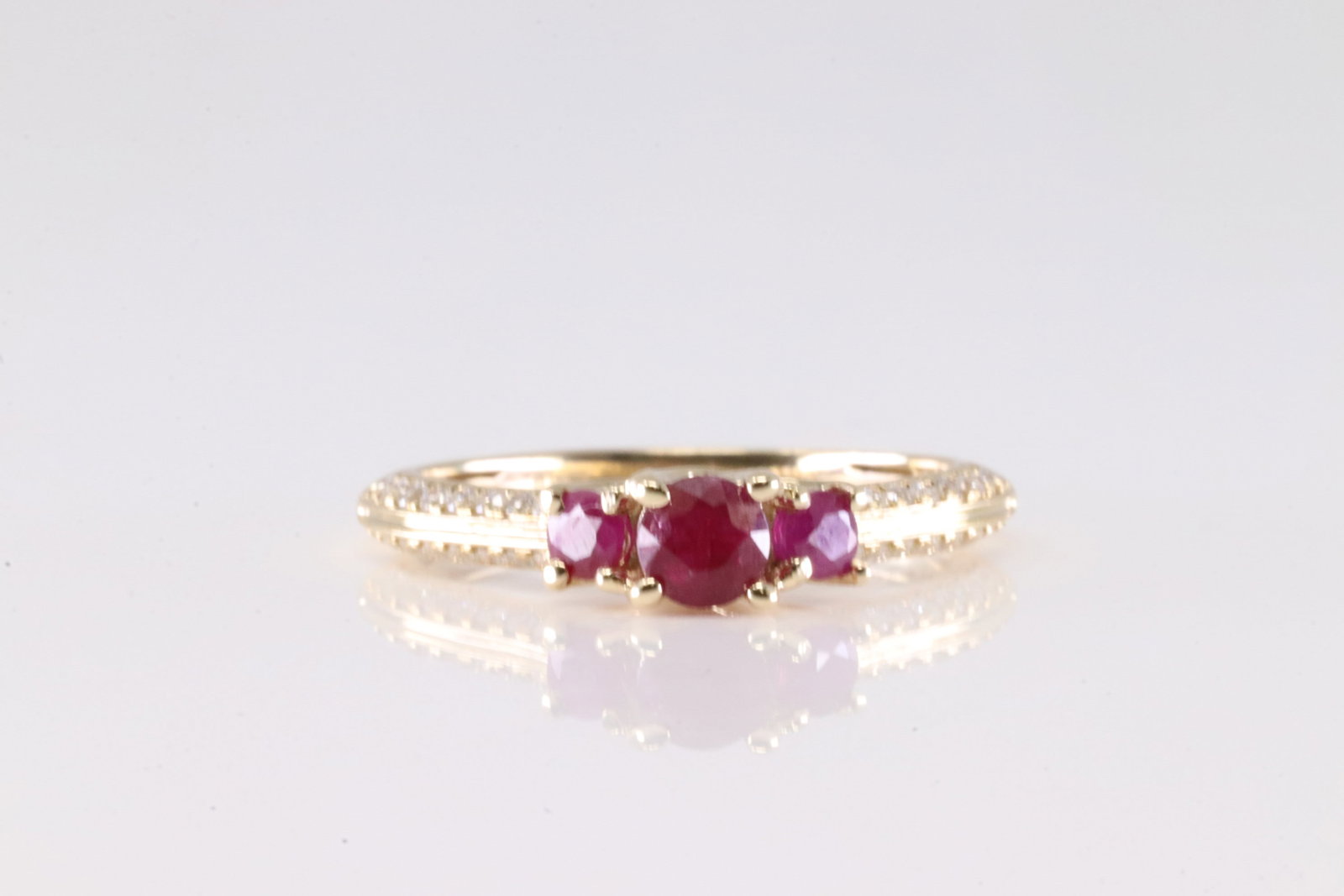 Ruby & Diamond Ring 14Kt. (1 of 4)