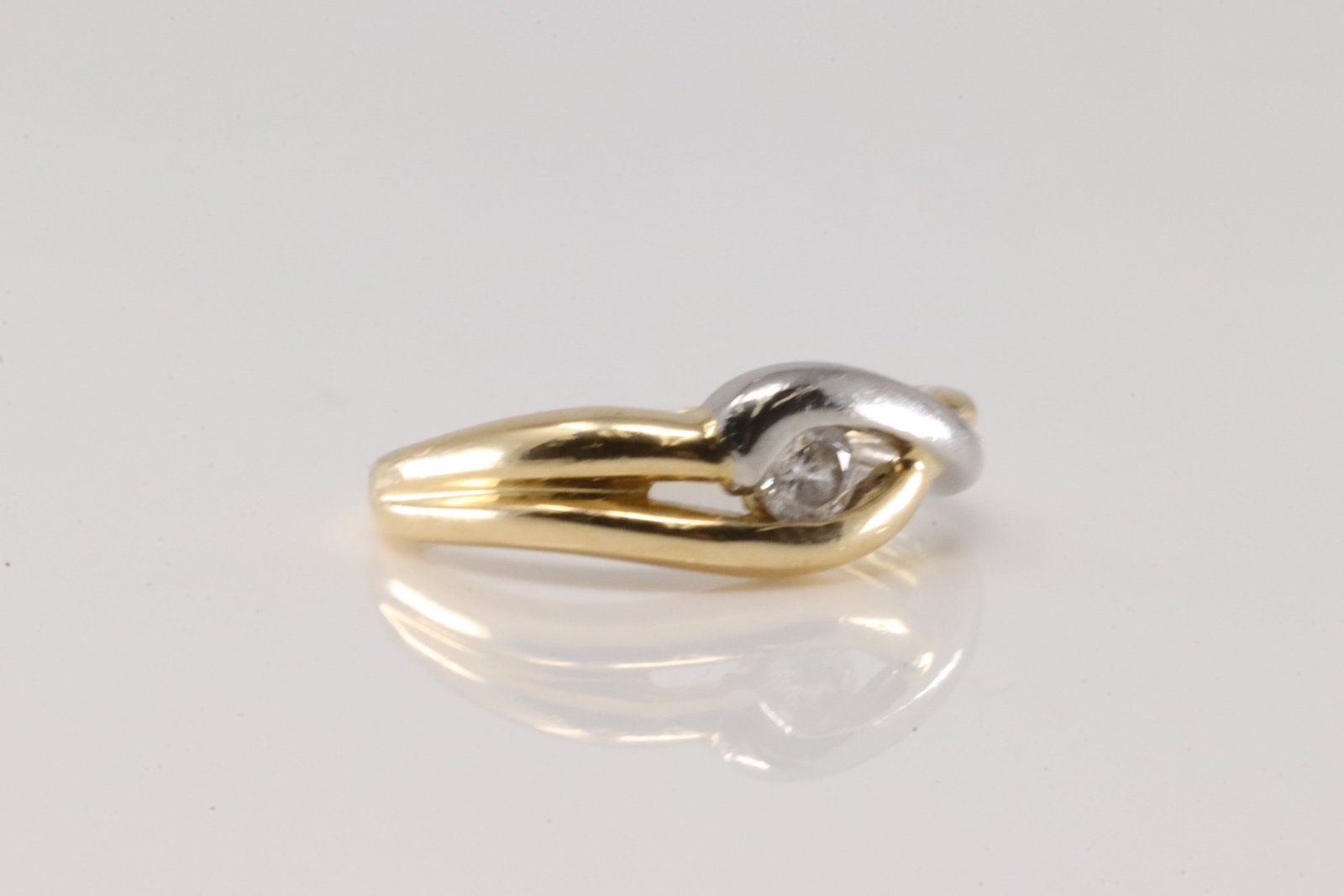 Diamond Ring 18Kt. - 2