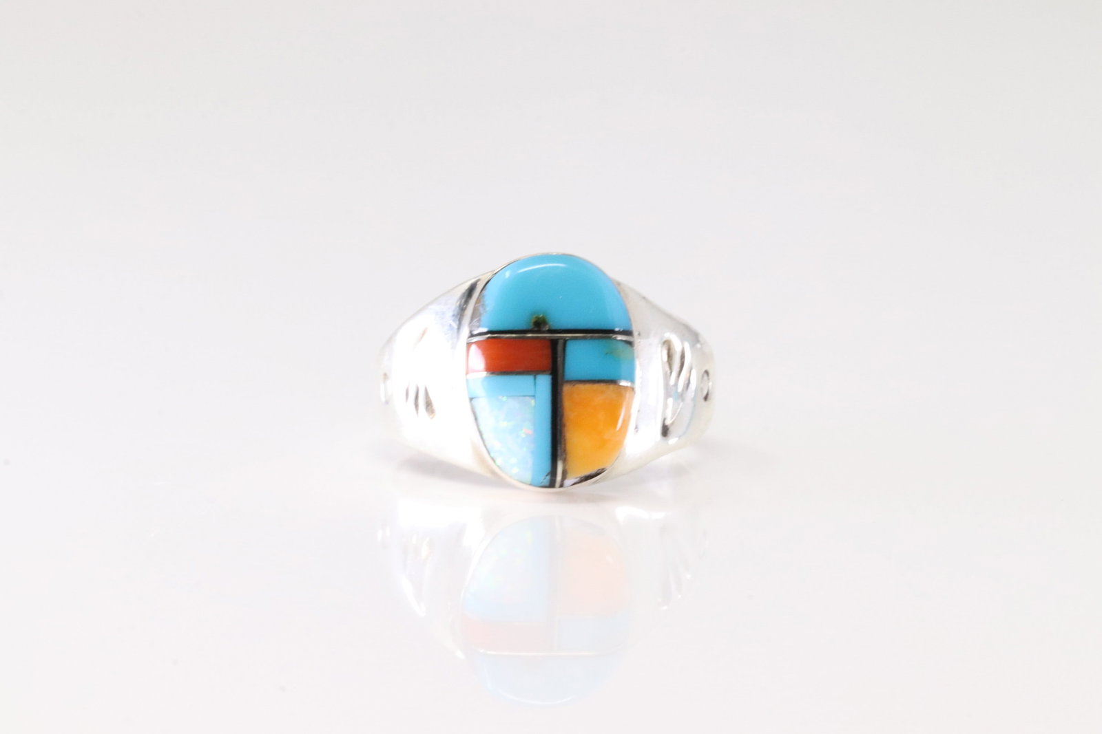 Native America Navajo Sterling Silver Multicolor Inlay Ring By ML.: This is a Native America Navajo Sterling Silver Multicolor Inlay Ring By ML. Stamp ML. Ring Size: 9.50.