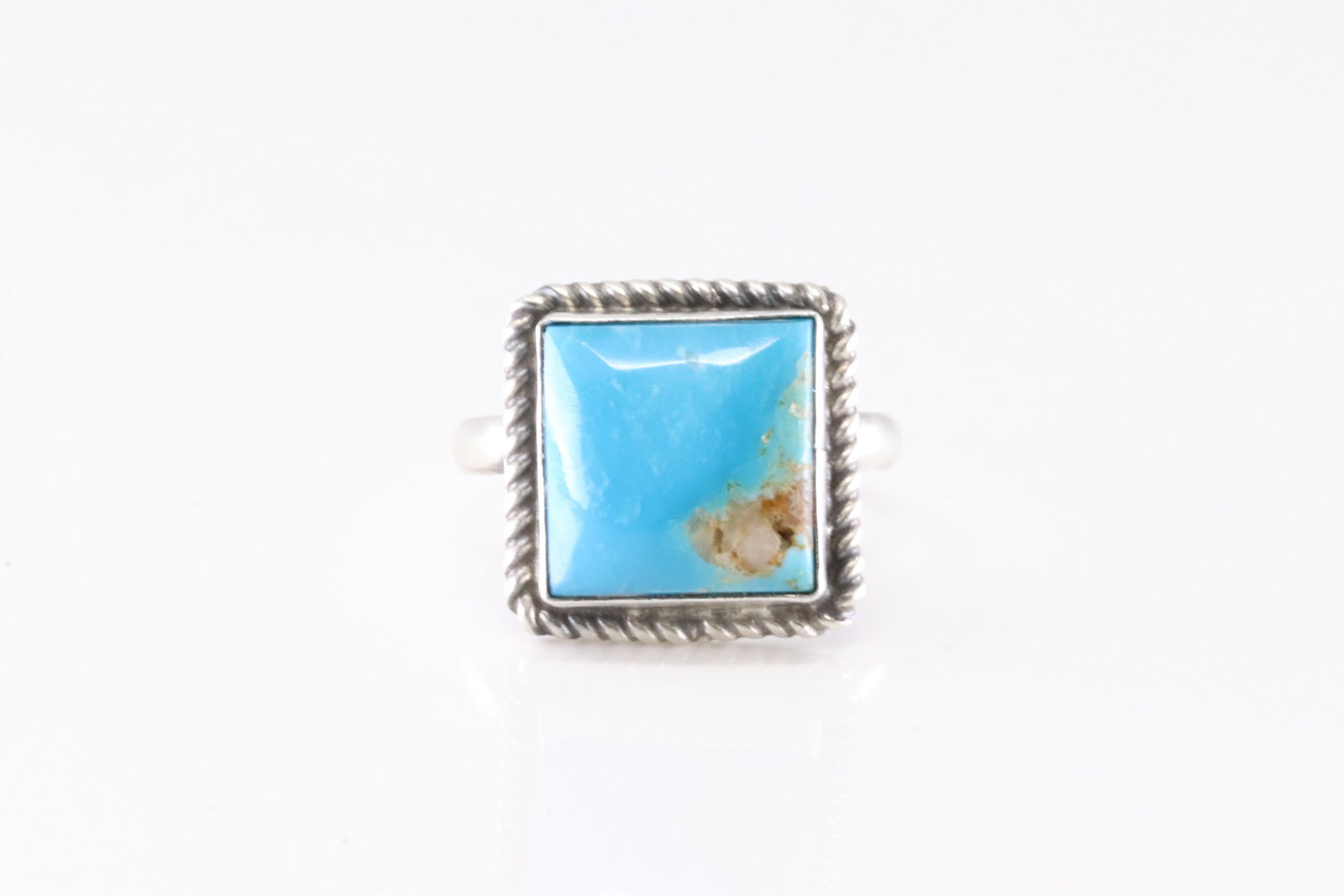 Native America Navajo Sterling Silver Turquoise Ring By J.: This is a Native America Navajo Sterling Silver Turquoise Ring By J. Stamp J. Ring Size: 7.25.