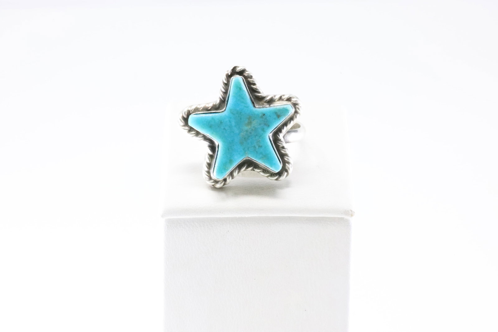 Native America Navajo Sterling Silver Turquoise Star Ring By L.C.: This is a Native America Navajo Sterling Silver Turquoise Star Ring By L.C. Stamp L.C. Ring Size: 6.00.