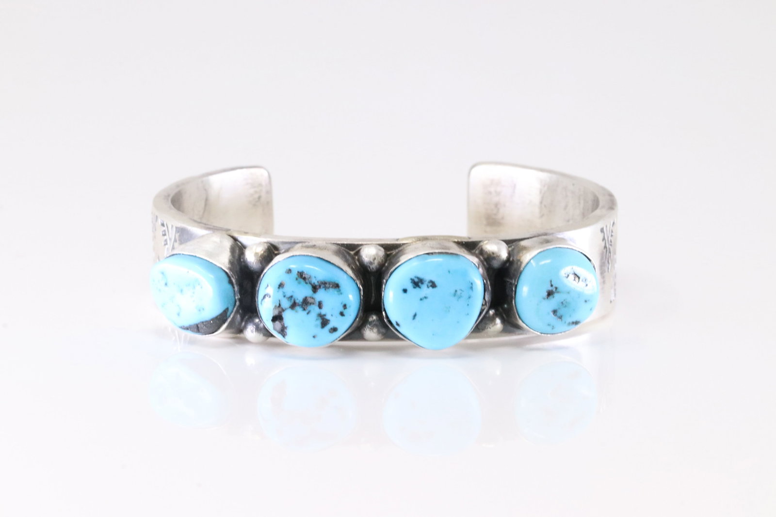 Native America Navajo Sterling Silver Sleeping Beauty Turquoise Bracelet Cuff By Wilson Dawes. (1 of 4)