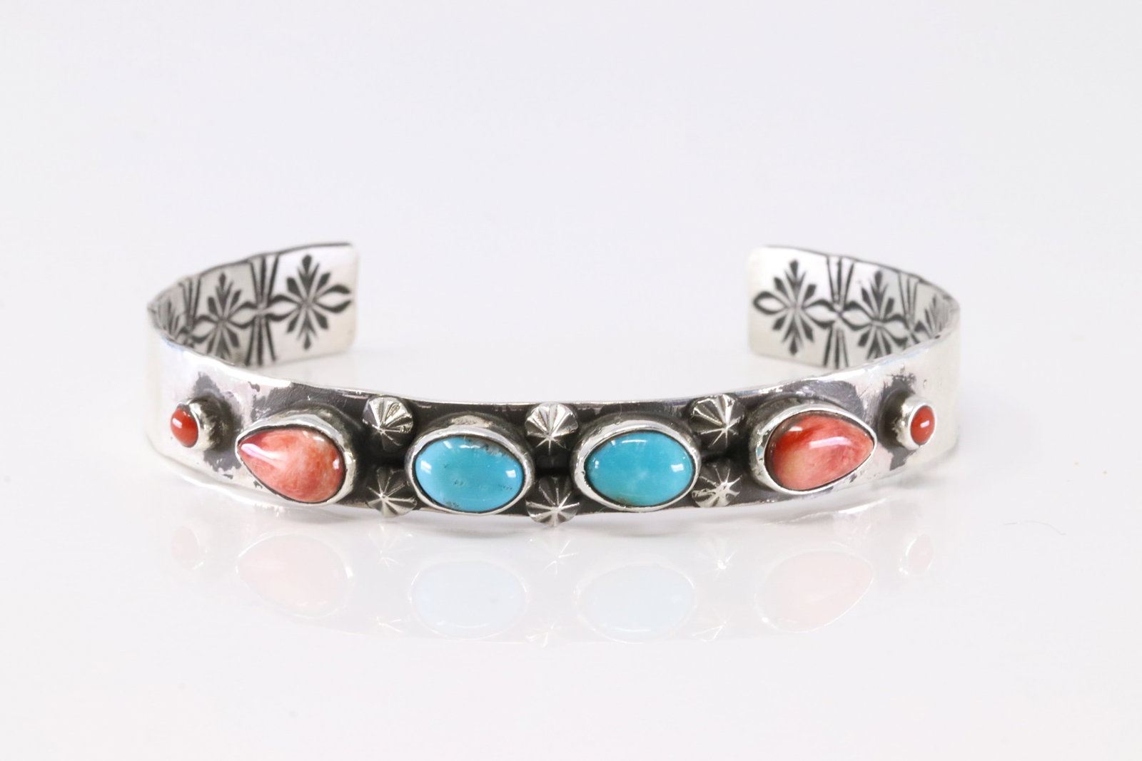 Native America Navajo Sterling Silver Multicolor Stone Bracelet Cuff By AY. (1 of 4)