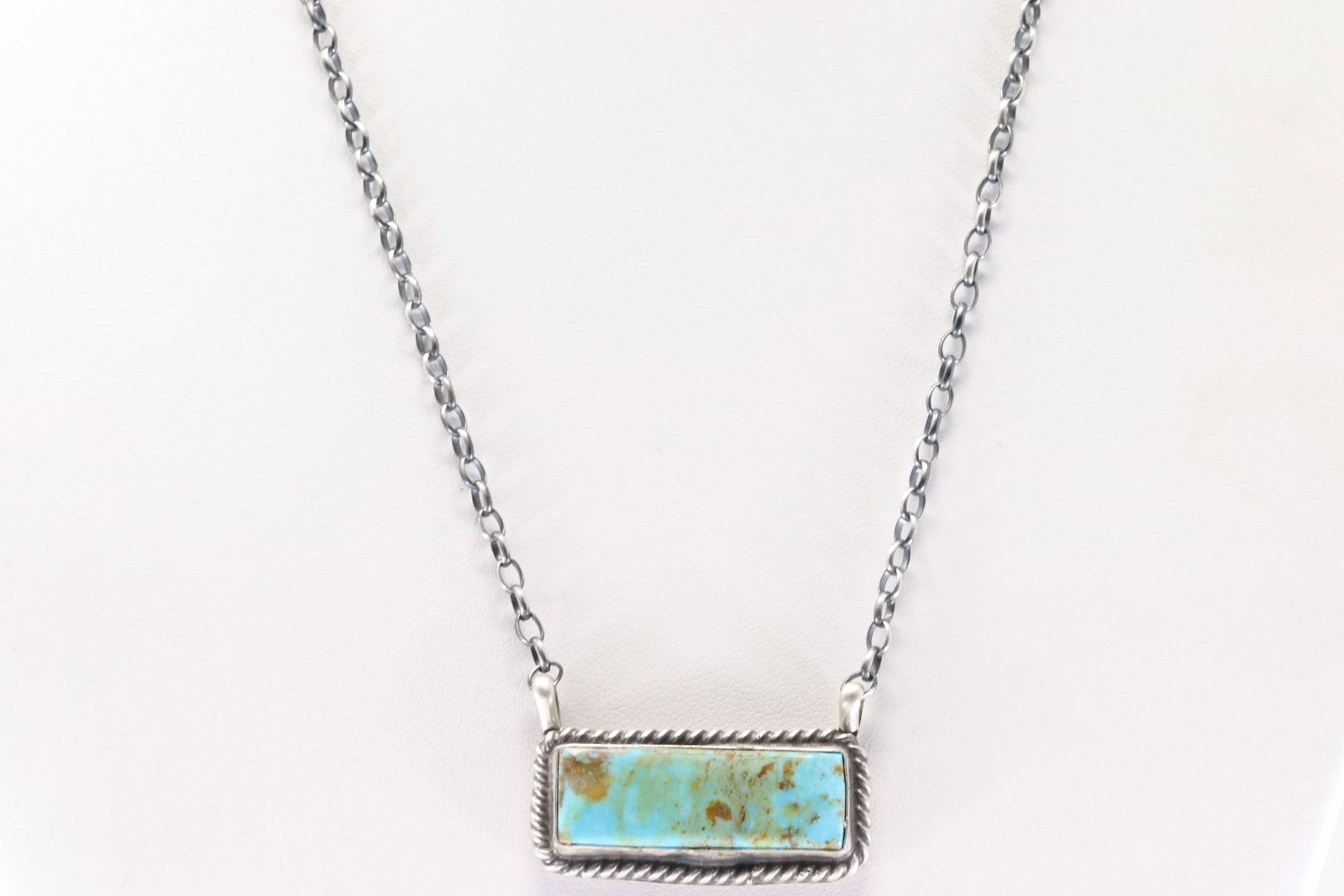 Native America Navajo Sterling Silver Kingman Turquoise Necklace By Donovan Skeets. (1 of 4)