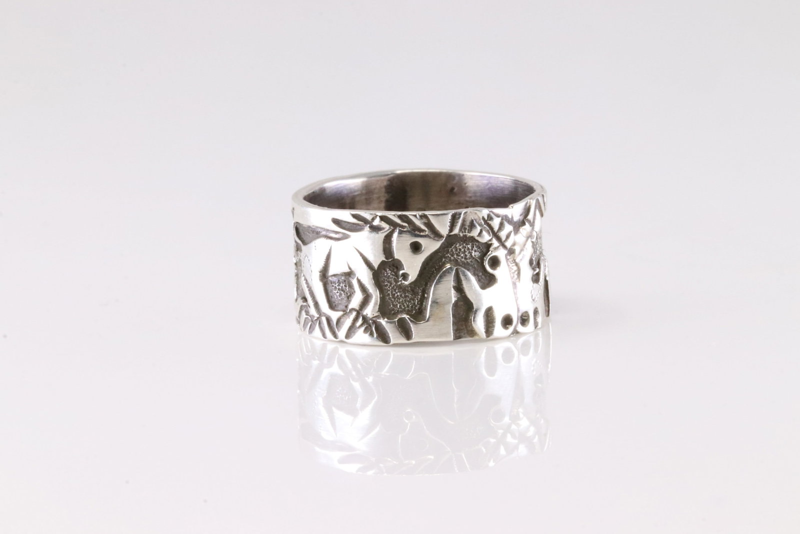 Native America Navajo Sterling Silver Horse Storyteller Ring By B. (1 of 4)
