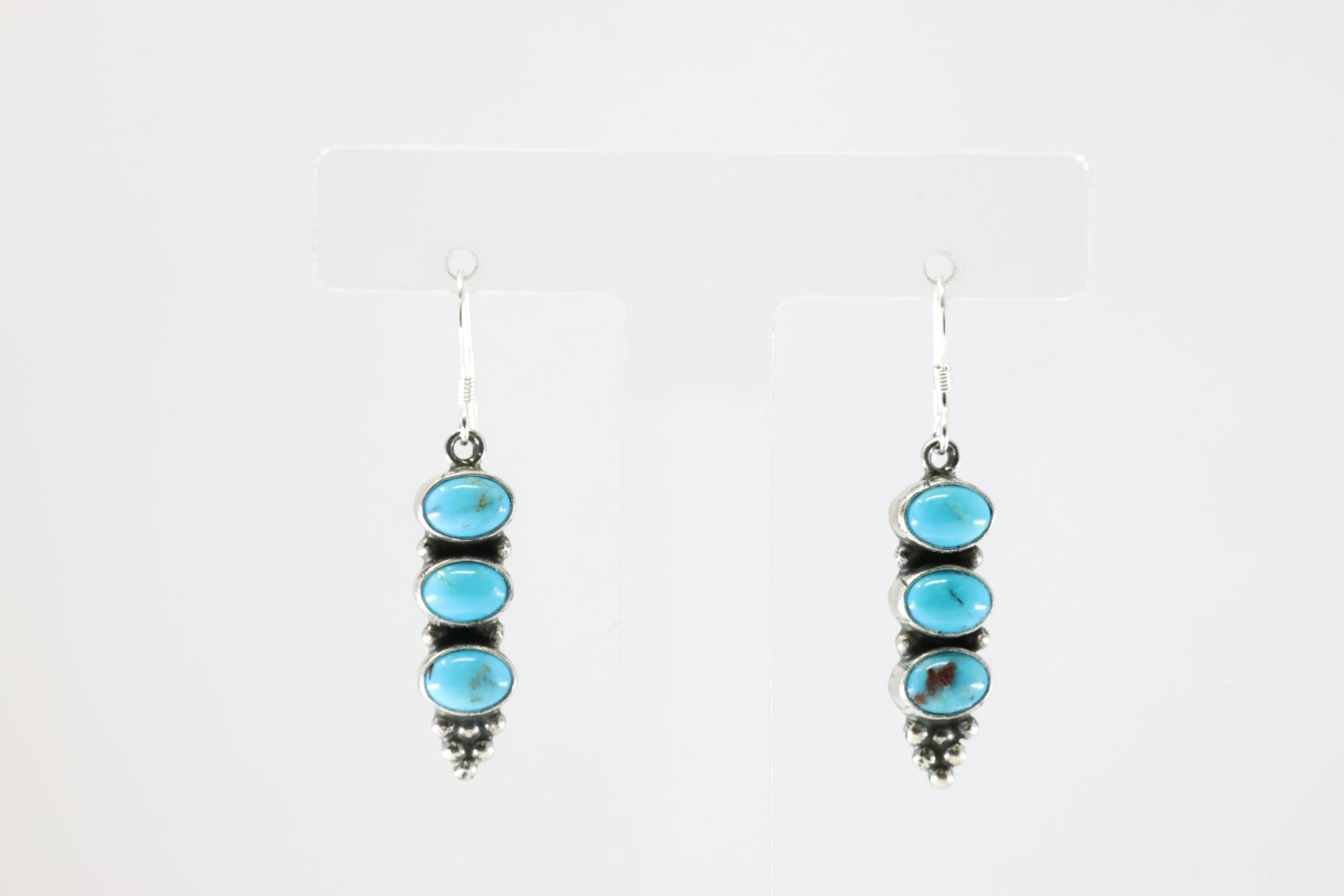 Native America Navajo Sterling Silver Turquoise 3 Stone Dangling Earring's By Gary Shorty. From R.B: This is a Native America Navajo Sterling Silver Turquoise 3 Stone Dangling Earring's By Gary Shorty. From R.B Company. Stamp By R.B Company.