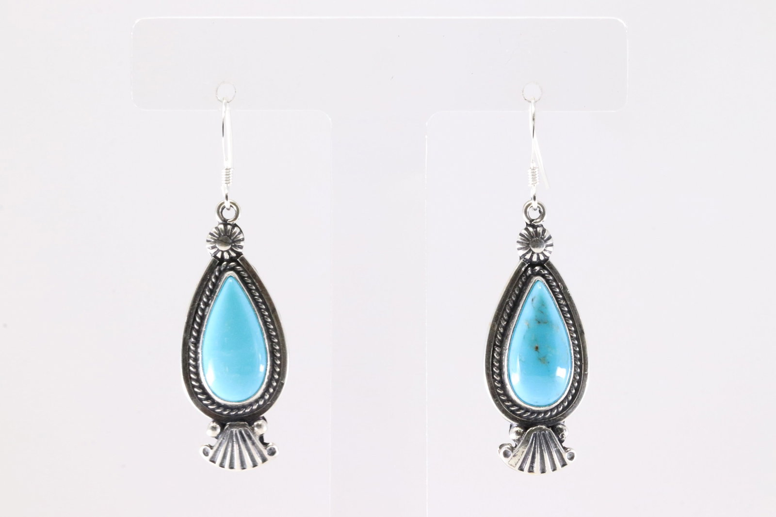 Native America Navajo Sterling Silver Turquoise Dangling Earring's By Verley Betone.: This is a Native America Navajo Sterling Silver Turquoise Dangling Earring's By Verley Betone. Stamp V Betone.