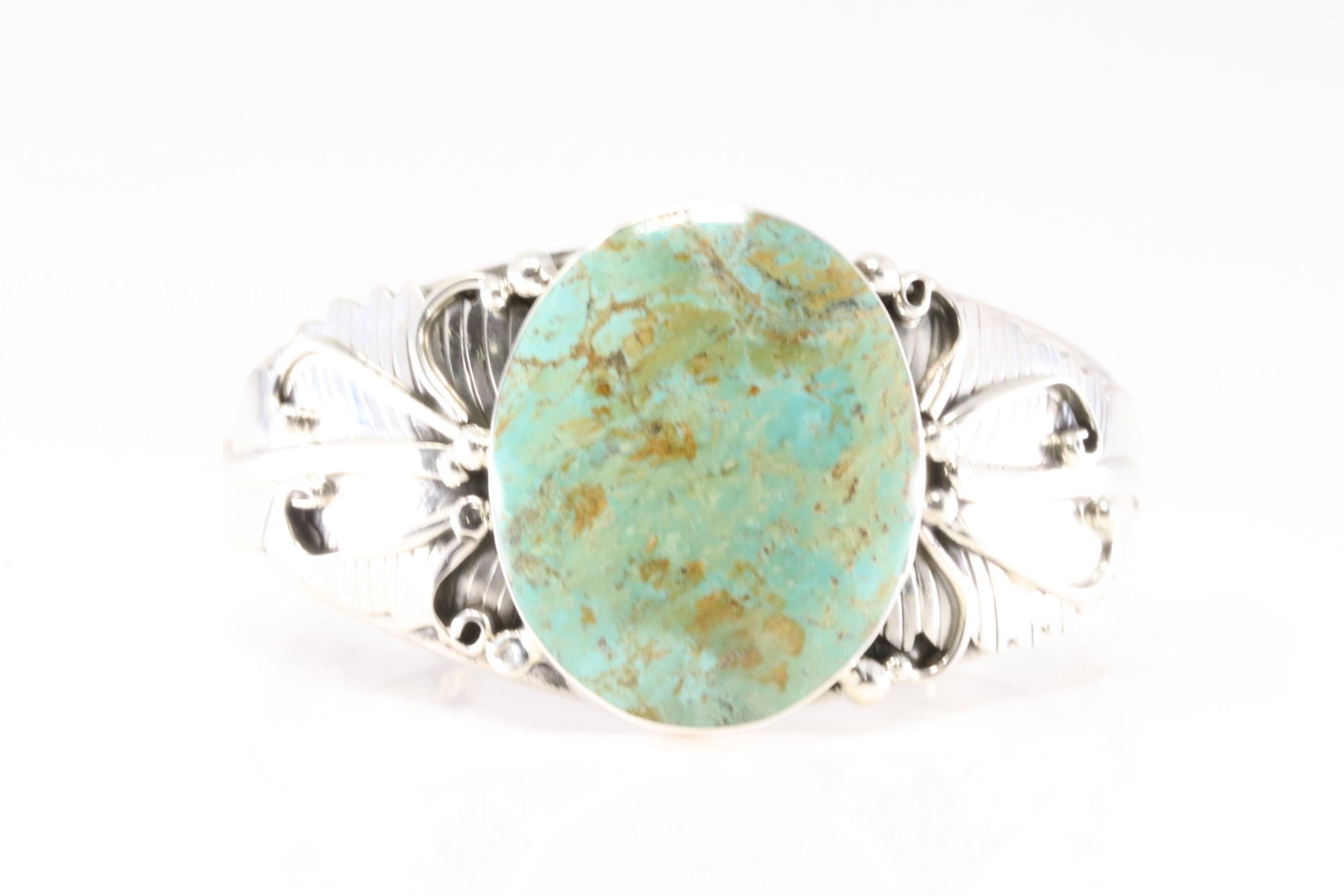 America Sterling Silver Turquoise Bracelet Leaf Cuff.: This is a America Sterling Silver Turquoise Bracelet Leaf Cuff.