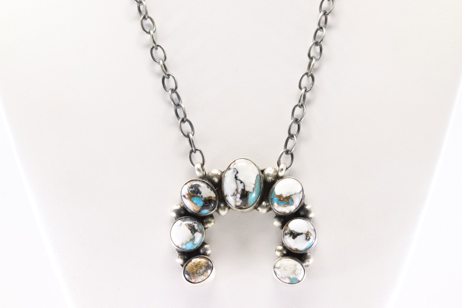 Native America Navajo Sterling Silver Turquoise Compressed Naja Necklace By A.L.: This is a Native America Navajo Sterling Silver Turquoise Compressed Naja Necklace By A.L. Necklace length: 18.00"