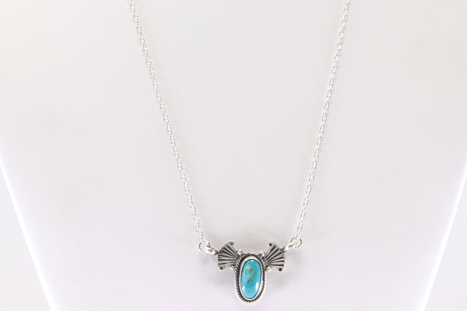 Native America Navajo Sterling Silver Turquoise Necklace By Verley Betone.: This is a Native America Navajo Sterling Silver Turquoise Necklace By Verley Betone. Stamp From R.B Comopany. Necklace length: 18.00"