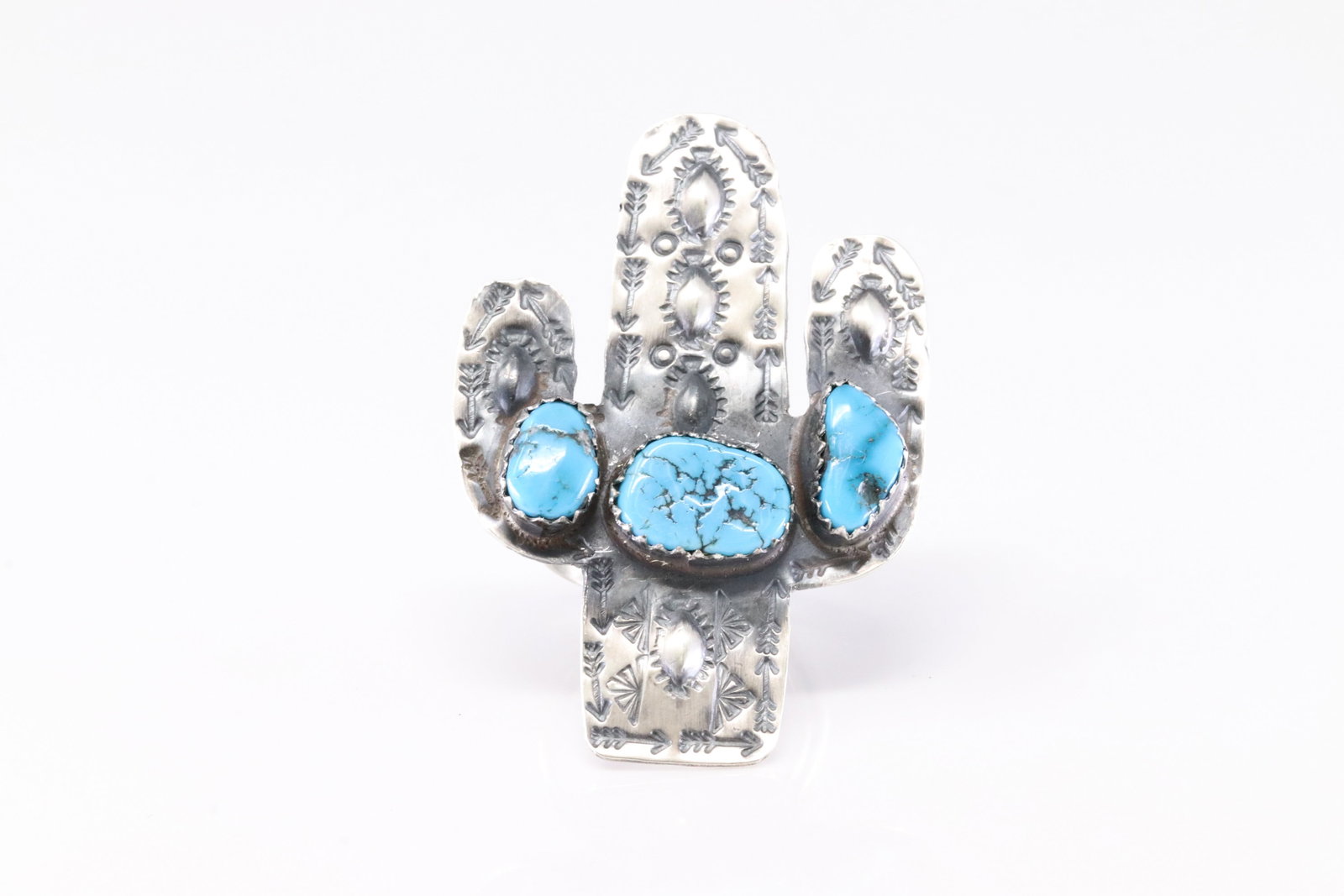 Native America Navajo Sterling Silver Turquoise Cactus Ring By T.Yazzie.: This is a Native America Navajo Sterling Silver Turquoise Cactus Ring By T.Yazzie. Ring size: 6.50.