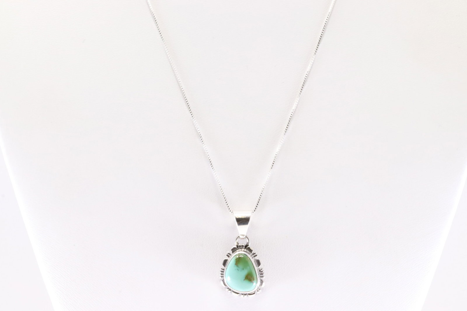 Native America Navajo Sterling Silver Sonora Gold Turquoise Pendant with A 925 Necklace By L.M.Y.: This is a Native America Navajo Sterling Silver Sonora Gold Turquoise Pendant with A 925 Necklace By L.M.Y. necklace length: 18.00"