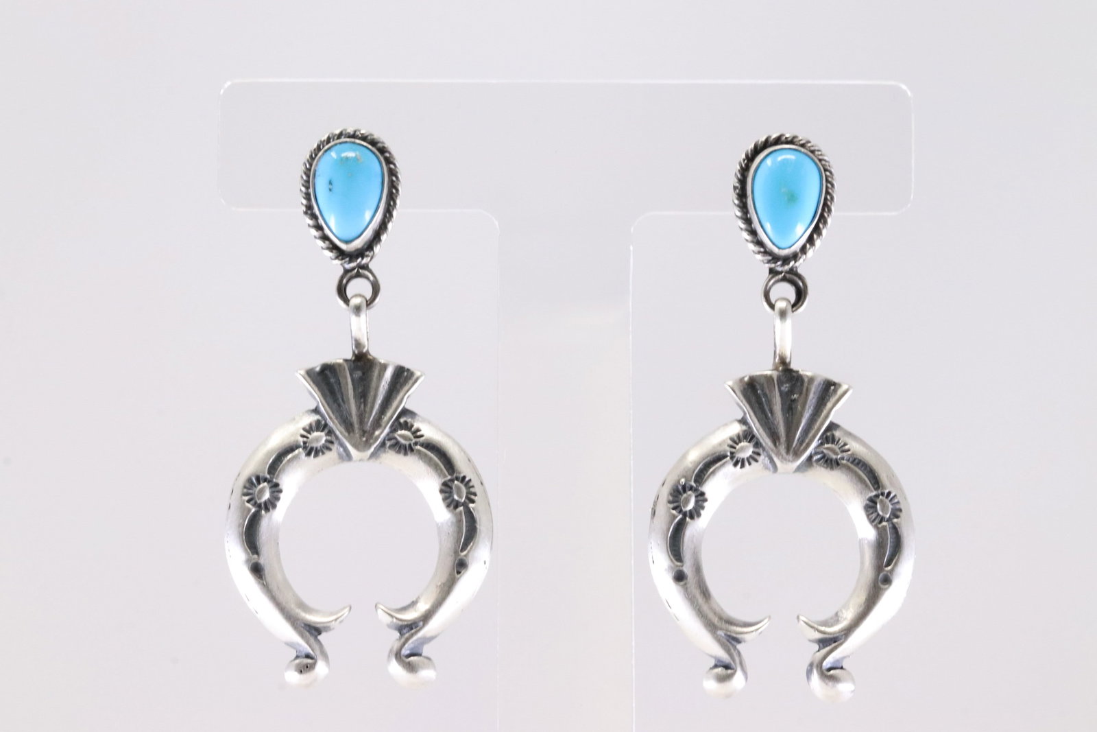America Navajo Sterling Silver Turquoise Naja Post / Dangling Earring's.: This is a America Navajo Sterling Silver Turquoise Naja Post / Dangling Earring's.