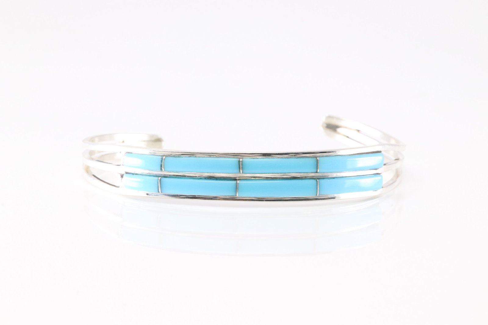 Native America Navajo Sterling Silver Turquoise Inlay Bracelet Cuff By Jamie J.: This is a Native America Navajo Sterling Silver Turquoise Inlay Bracelet Cuff By Jamie J. Stamp Jamie J.