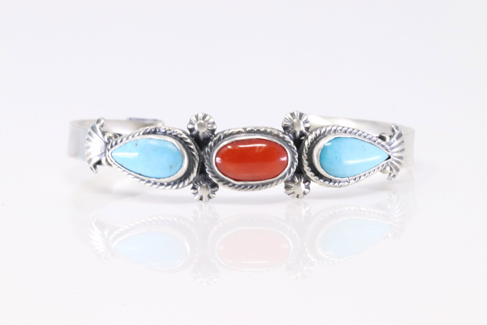 Native America Navajo Sterling Silver Coral & Turquoise Bracelet Cuff By Harry B. Yazzie.: This is a Native America Navajo Sterling Silver Coral & Turquoise Bracelet Cuff By Harry B. Yazzie. Stamp HBY.