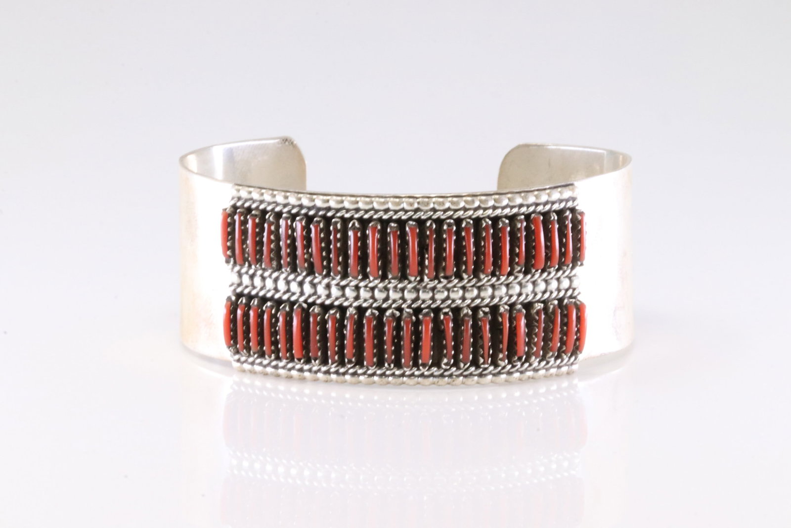 Native America Navajo Sterling Silver Coral Bracelet Cuff By Y.: This is a Native America Navajo Sterling Silver Coral Bracelet Cuff By Y.