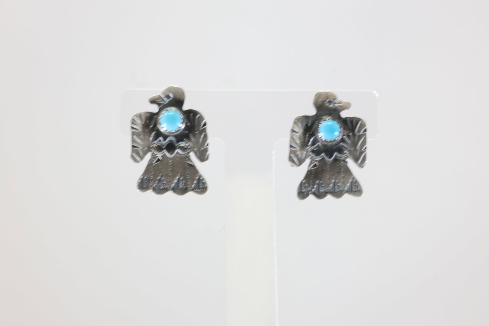 Native America Navajo Sterling Silver Kingman Turquoise Thunderbird Post Earring's By Gabriela: This is a Native America Navajo Sterling Silver Kingman Turquoise Thunderbird Post Earring's By Gabriela Yazzie. Stamp G.T.Y.