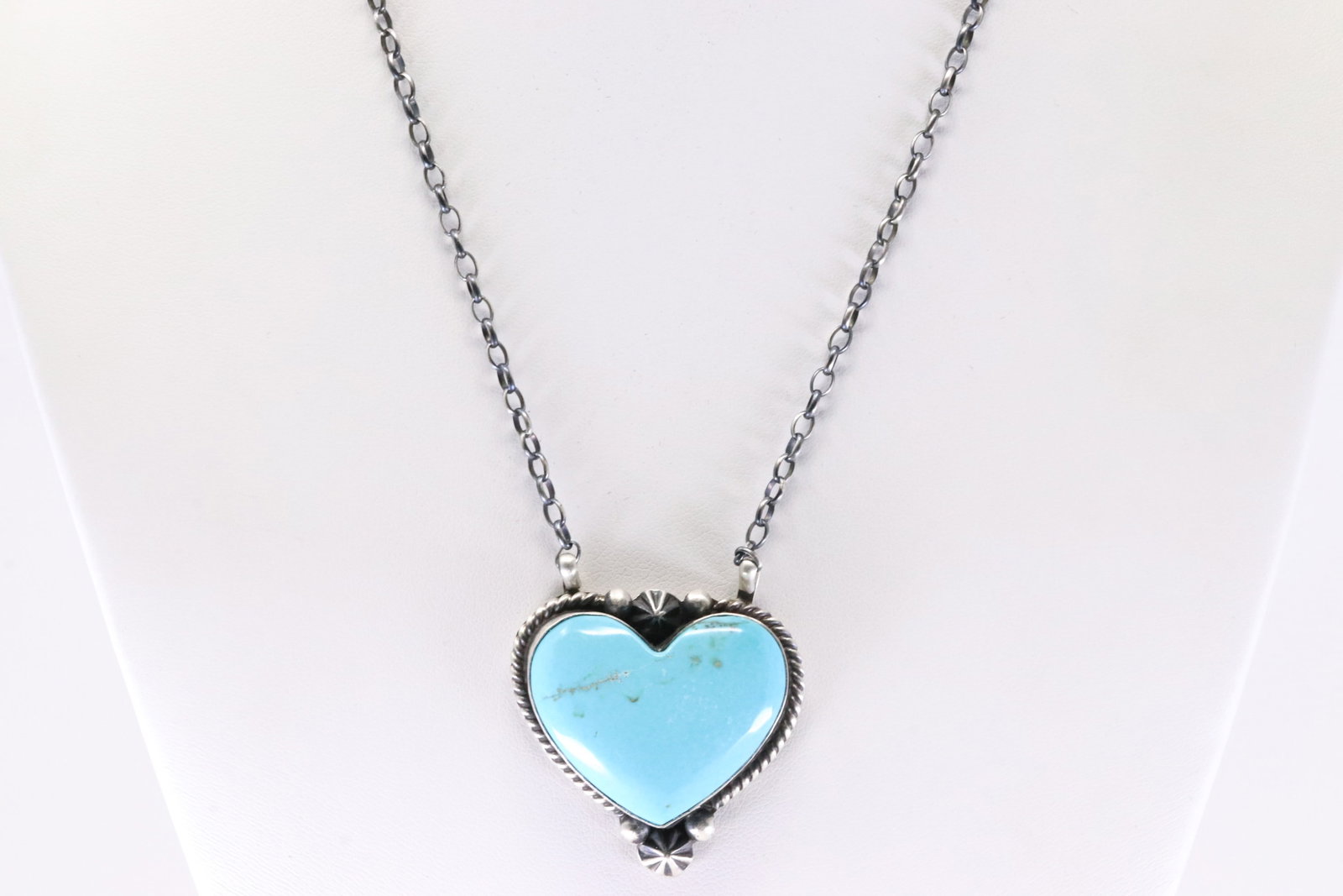 Native America Navajo Sterling Silver Turquoise Heart Necklace By Dixon.: This is a Native America Navajo Sterling Silver Turquoise Heart Necklace By Dixon. Stamp Dixon. Necklace Length: 16.00.