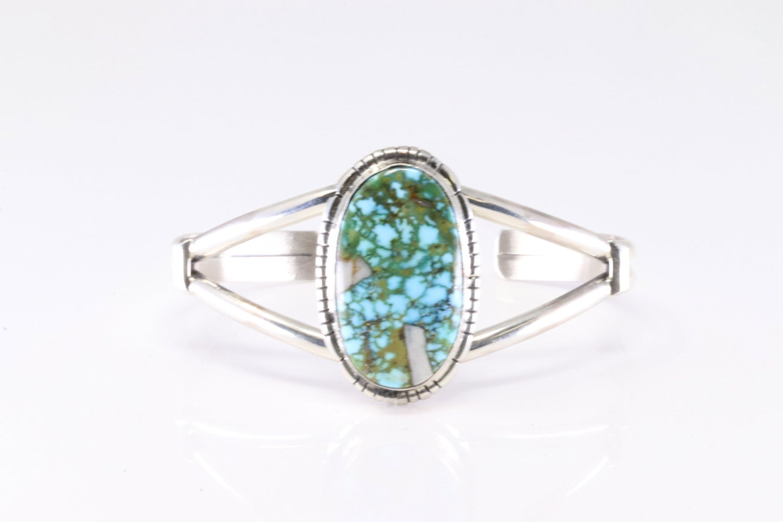 Native America Navajo Sterling Silver Turquoise Web Bracelet Cuff By S.E.: This is a Native America Navajo Sterling Silver Turquoise Web Bracelet Cuff By S.E.