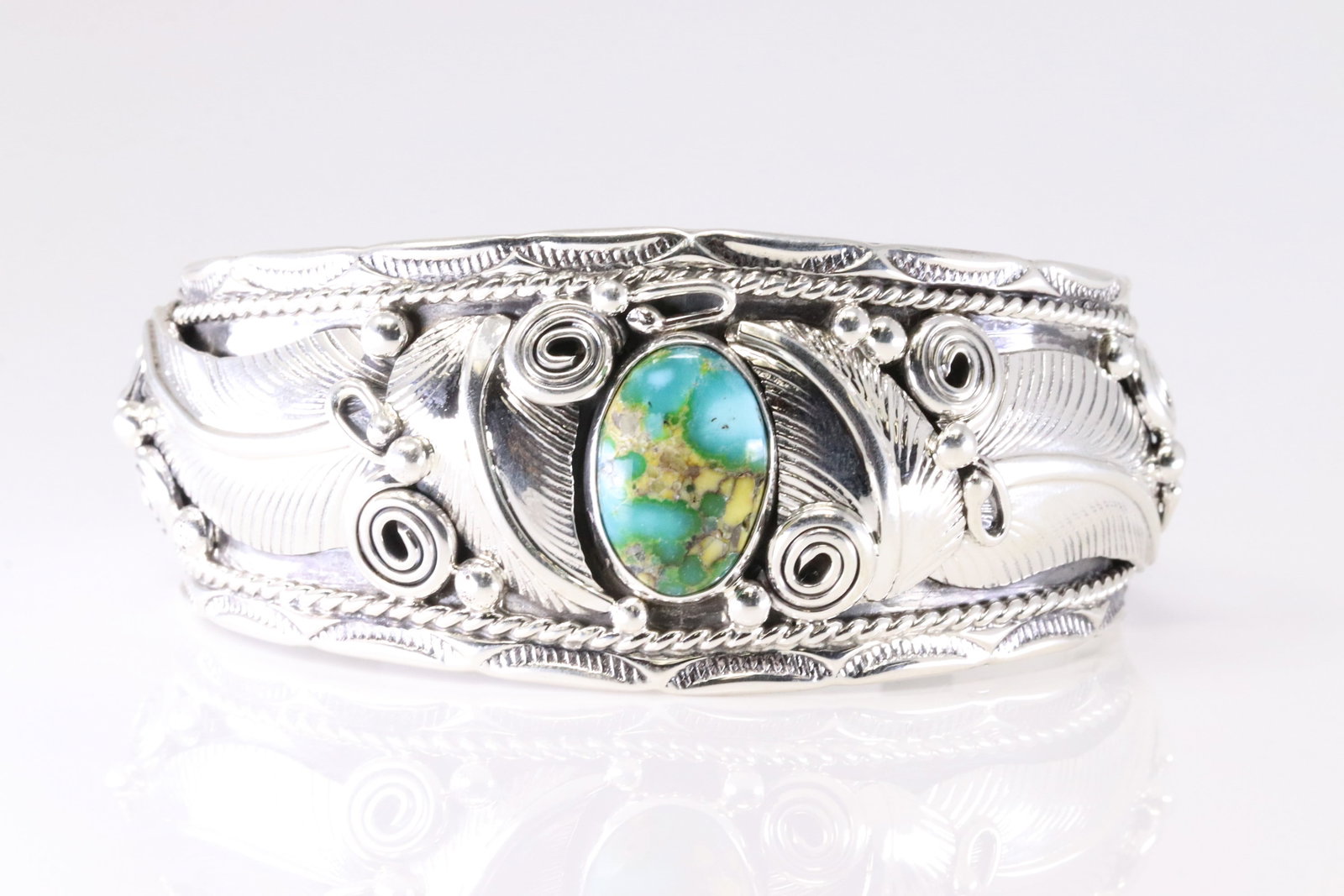 Native America Navajo Sterling Silver Sonora Gold Turquoise Bracelet Cuff By Darrell Morgan.: This is a Native America Navajo Sterling Silver Sonora Gold Turquoise Bracelet Cuff By Darrell Morgan. Stamp DM.