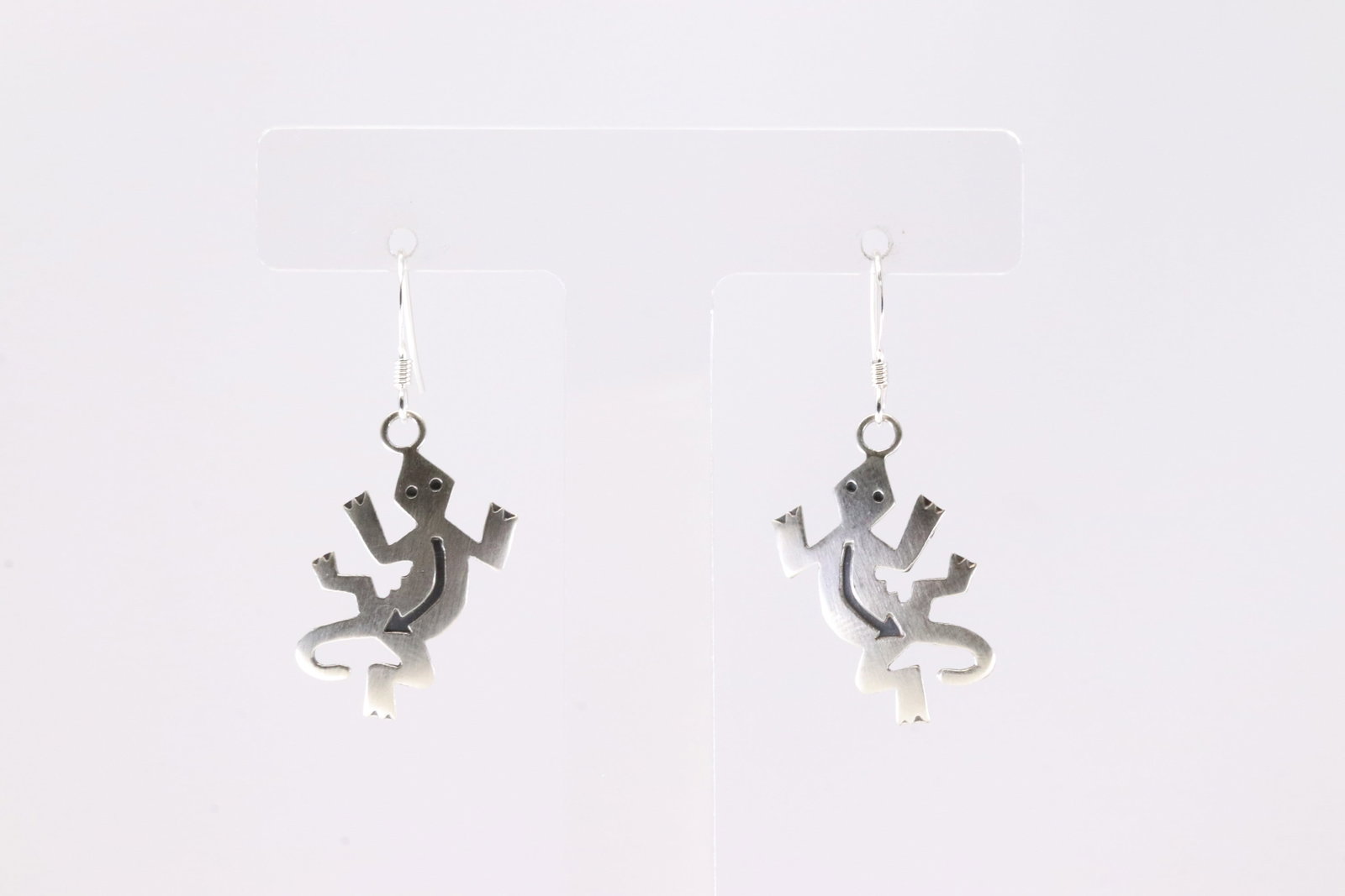 America Sterling Silver Lizard Drop Dangling Earring's.: This is a America Sterling Silver Lizard Drop Dangling Earring's.
