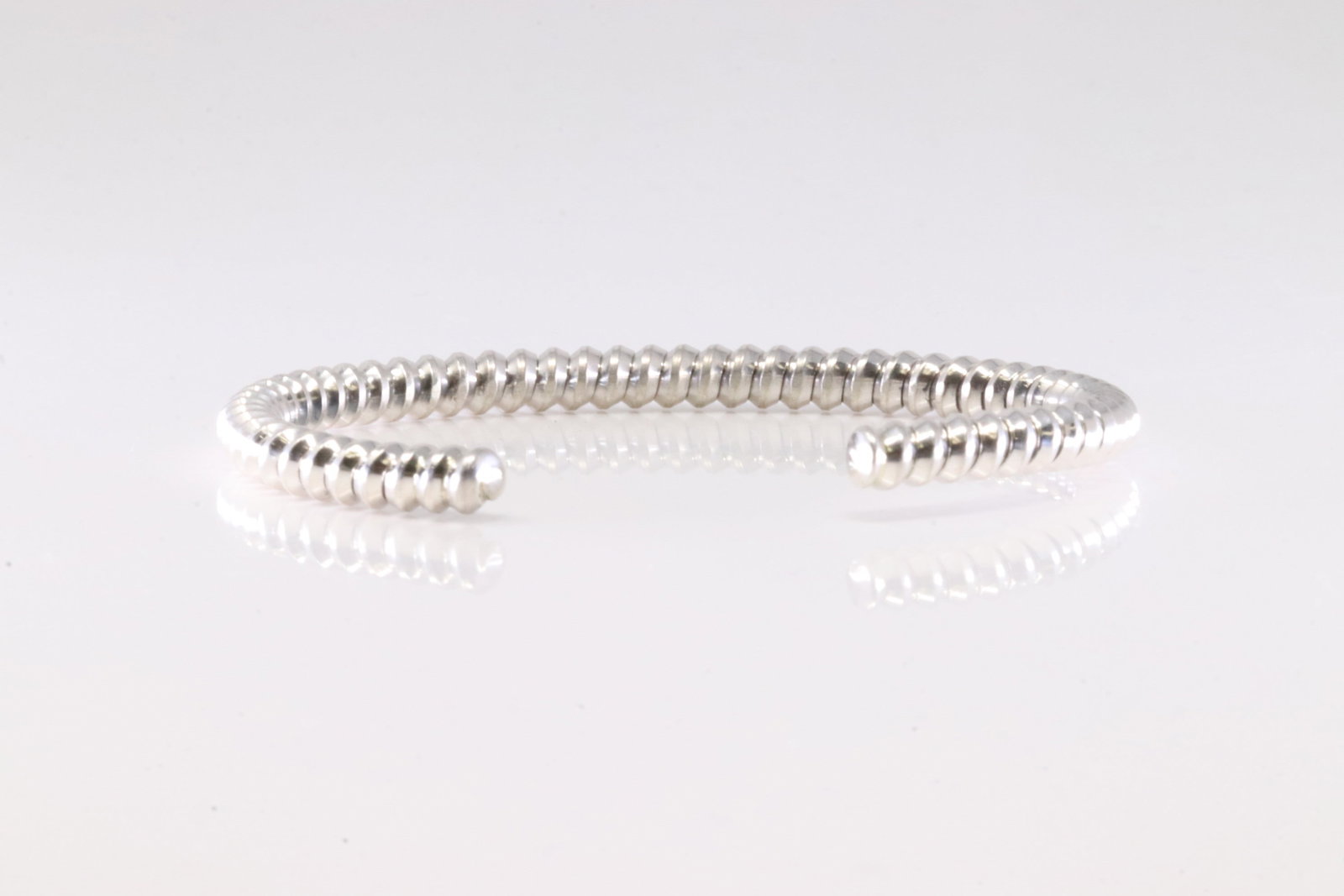 American Sterling Silver Solid Bracelet Cuff. - 3