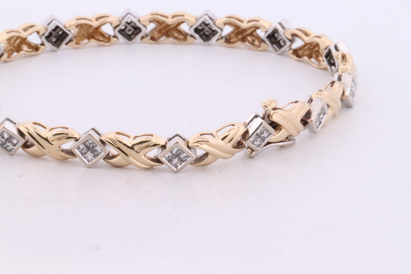 2ct Diamond Bracelet. - 6
