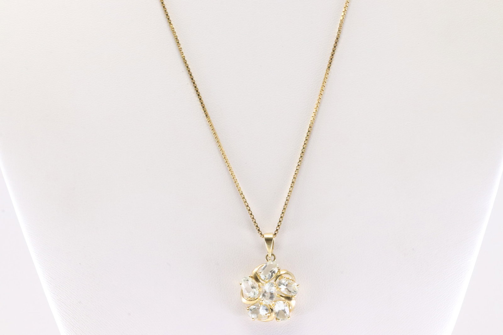 Aqumarine Pendant & Necklace 14Kt.: Ladies 14Kt Yellow Gold Aquamarine Pendant & Necklace. This Charming Pendant has Aquamarine Gemstone with A 14K Necklace. Necklace length: 18.00" Total weight: 5.10 Grams.