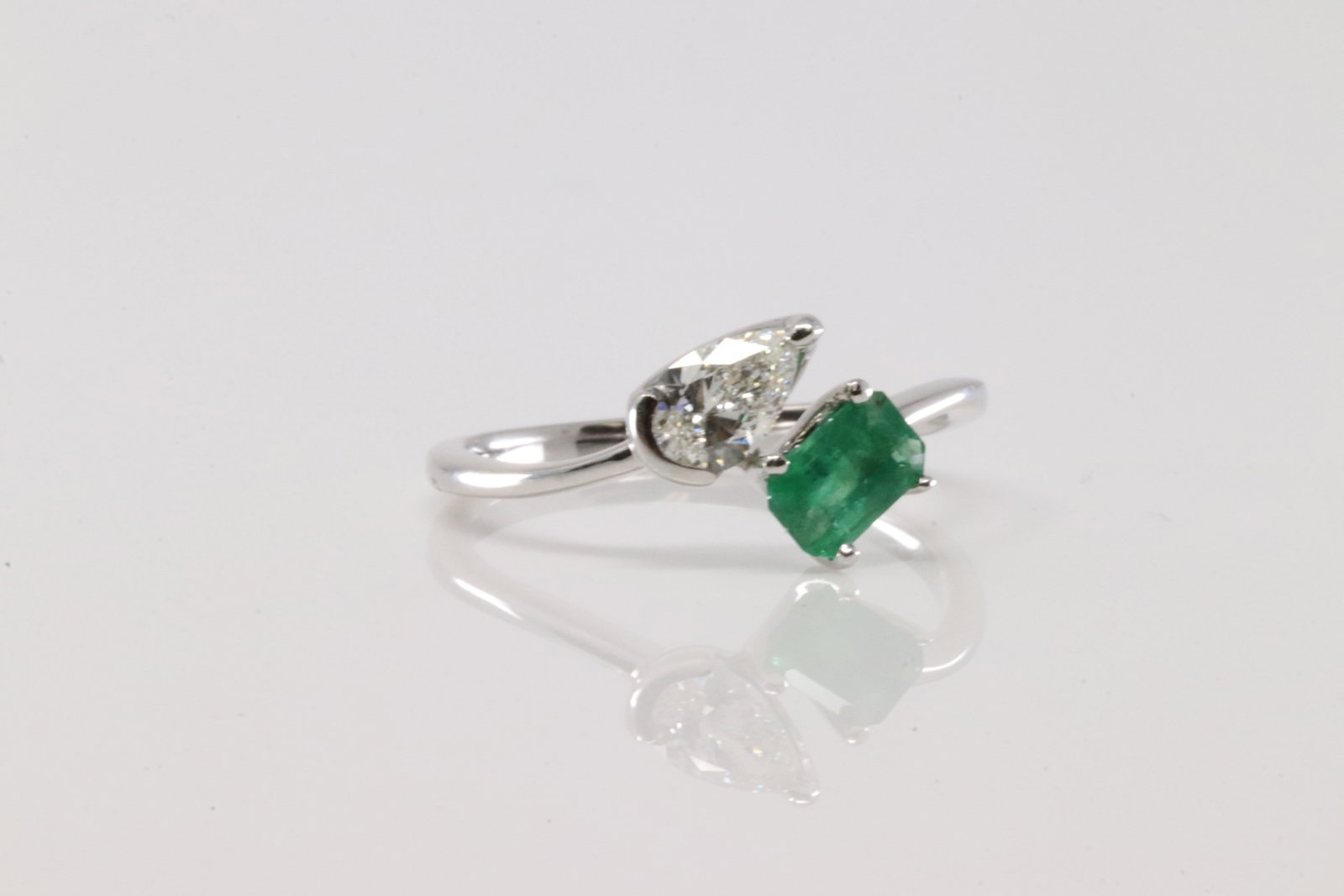 Emerald & Diamond Ring 14Kt. - 2