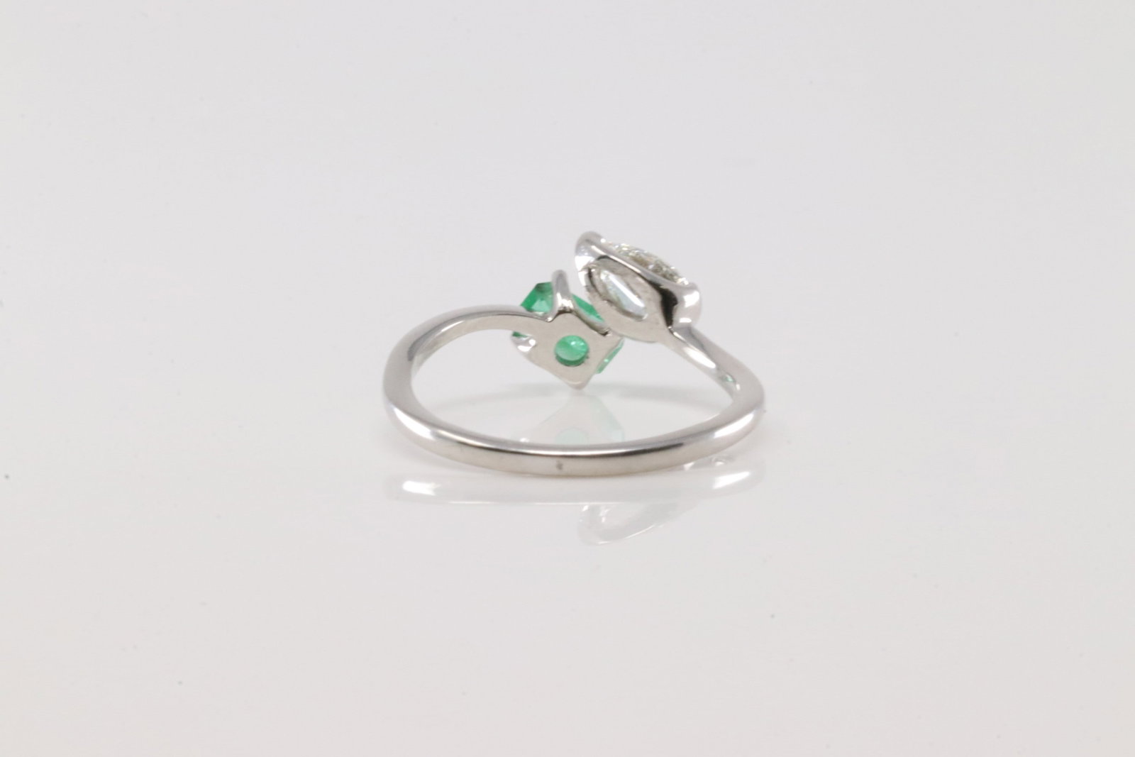 Emerald & Diamond Ring 14Kt. - 4