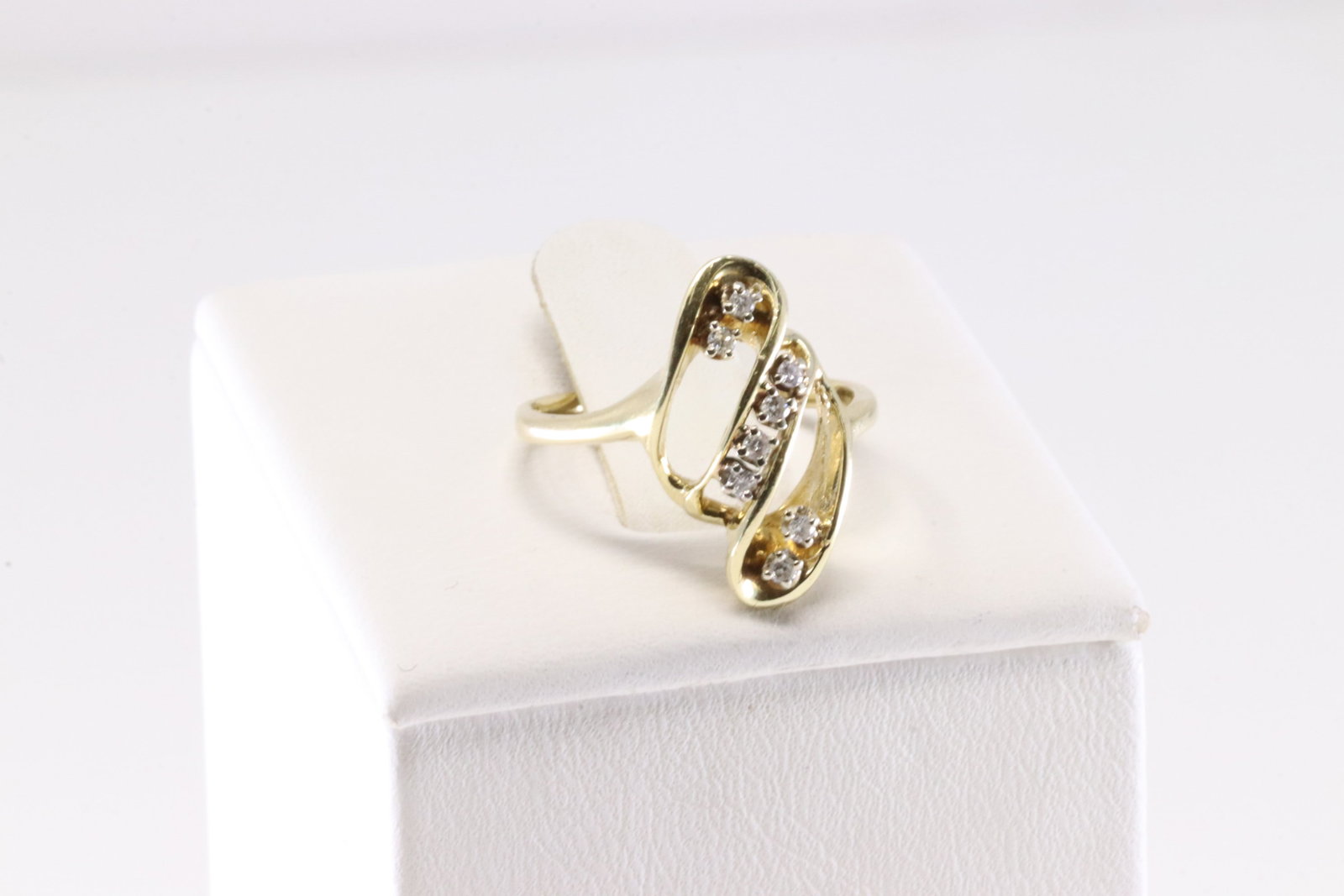 Diamond Ring 14Kt. - 2
