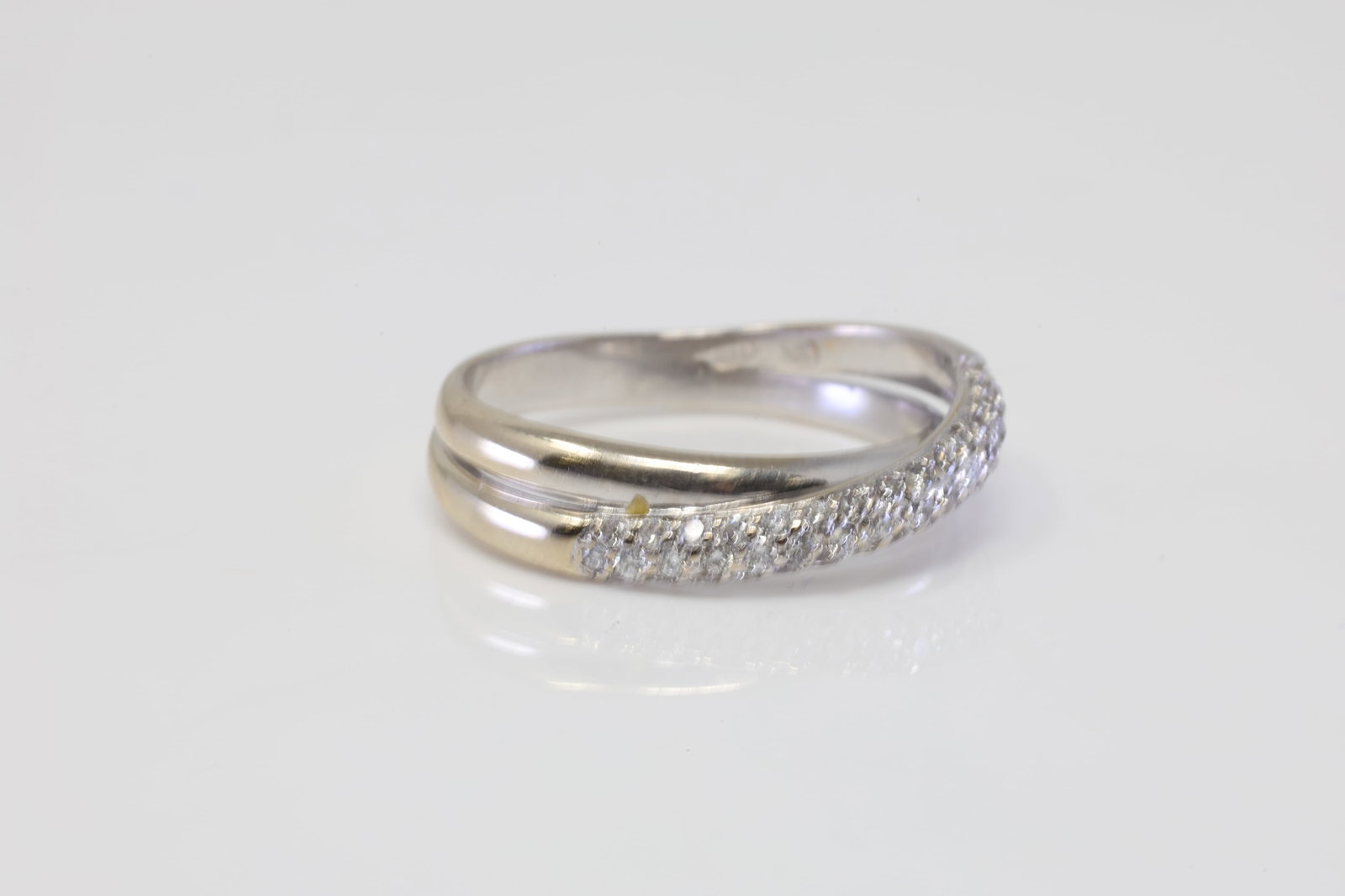 Diamond Ring 18Kt. - 2
