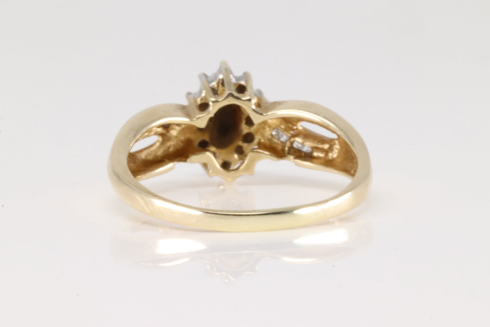 Diamond Ring 10Kt. - 4