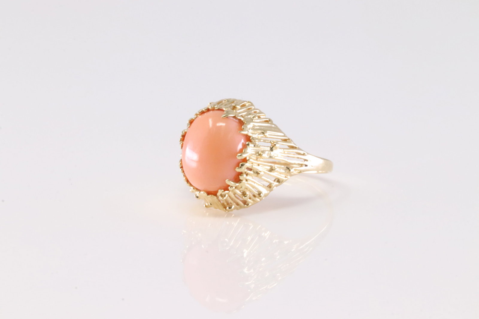 Coral Ring 14Kt. - 3
