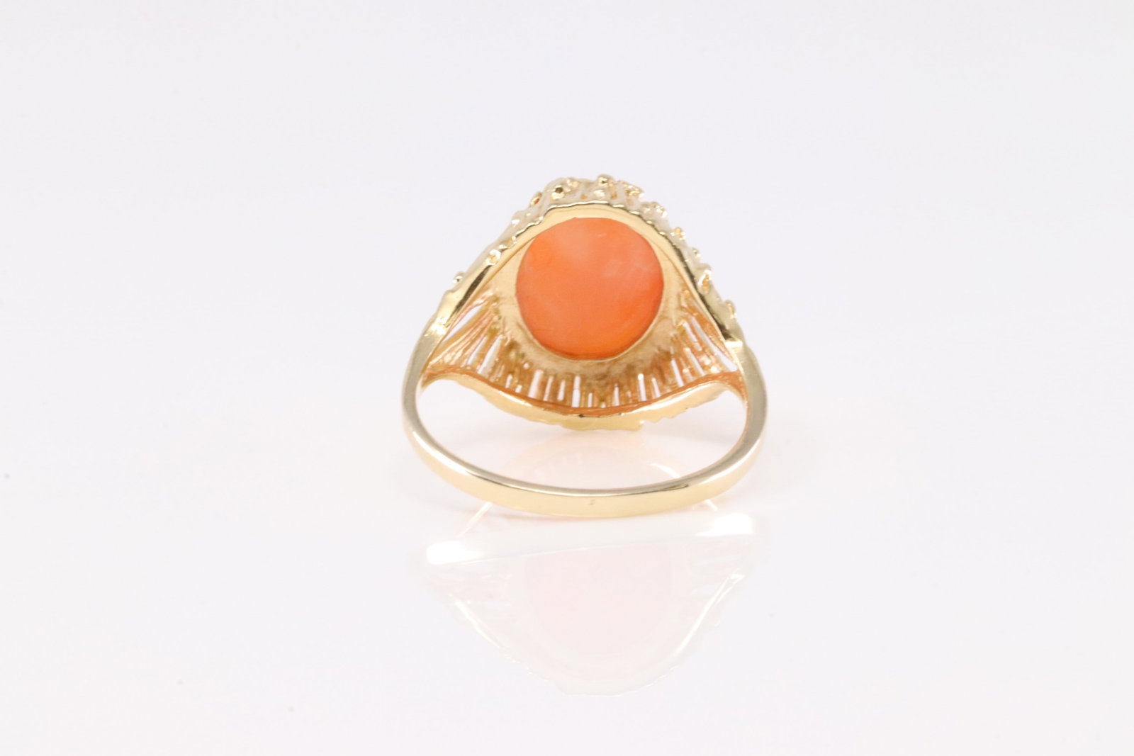 Coral Ring 14Kt. - 4