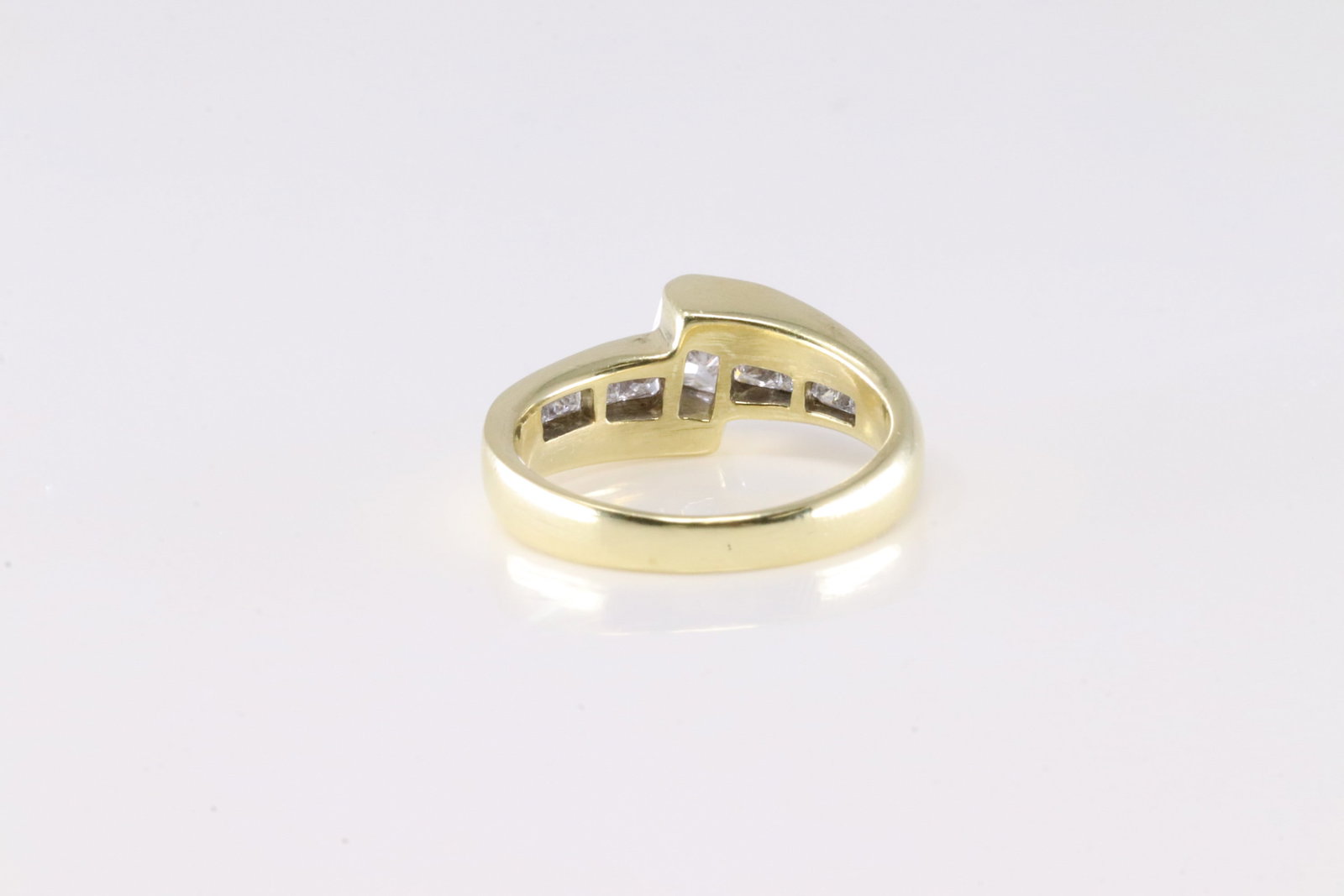 Diamond Ring 18Kt. - 4