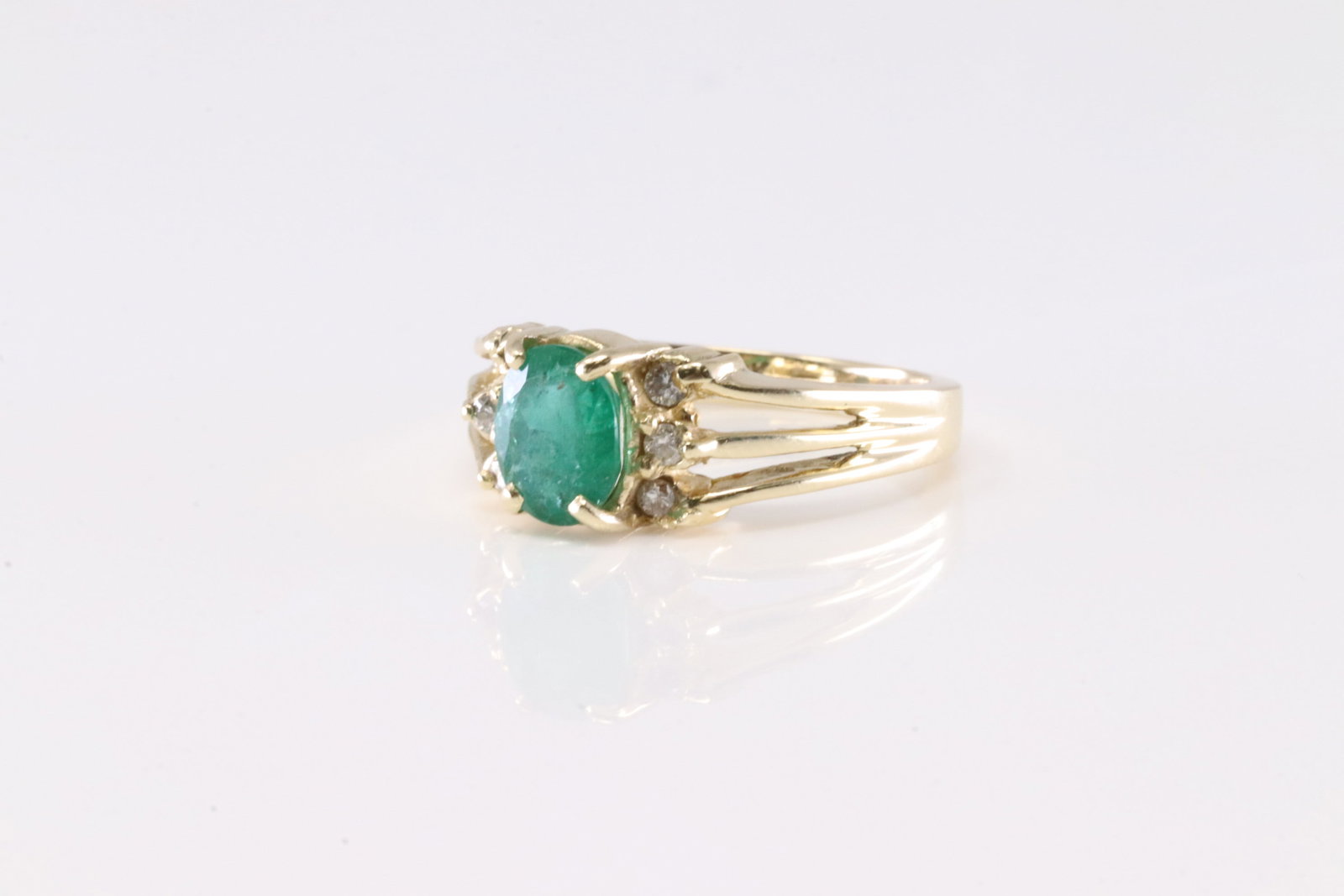 Emerald & Diamond Ring 14Kt. - 3