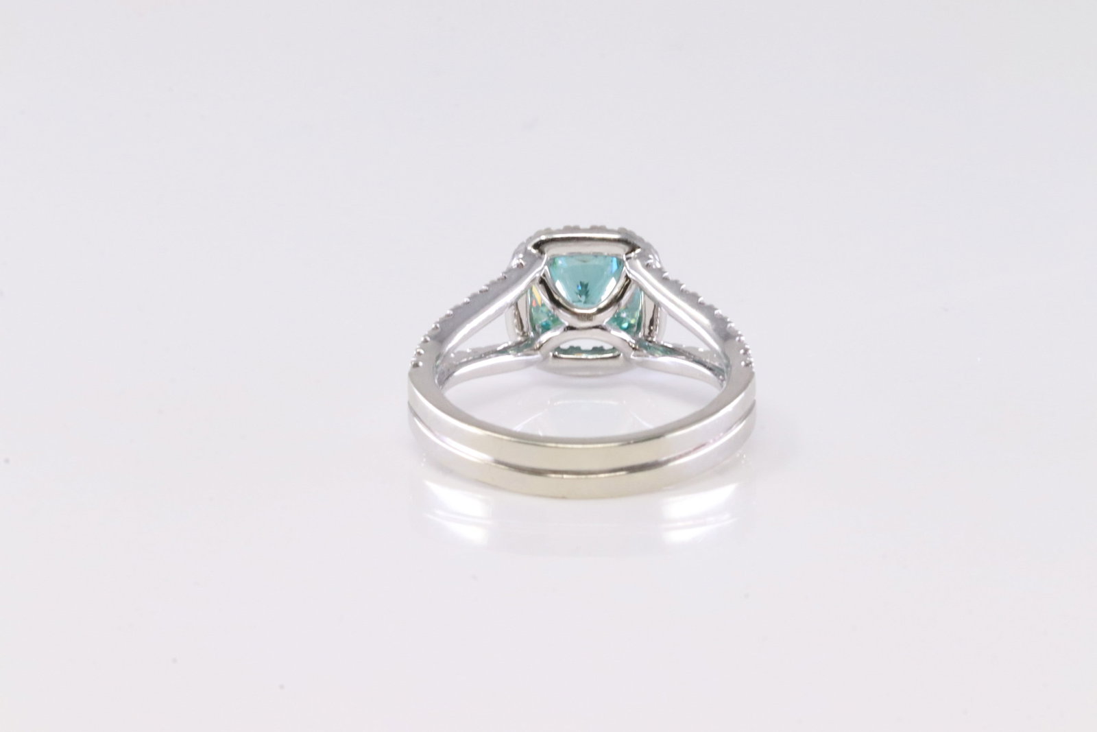 Blue Diamond Ring 14Kt. - 4