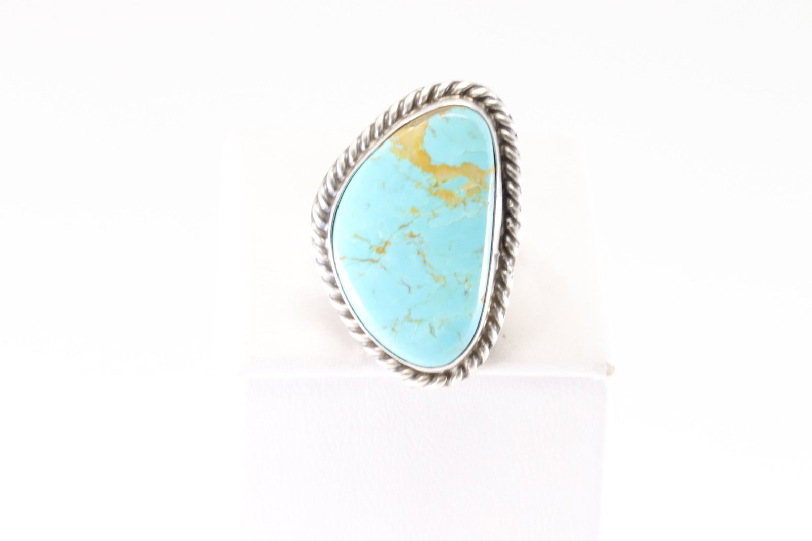 Native America Navajo Sterling Silver Turquoise Ring By L.C.: This is a Native America Navajo Sterling Silver Turquoise Ring By L.C. Stamp L.C. Ring Size: 8.00.