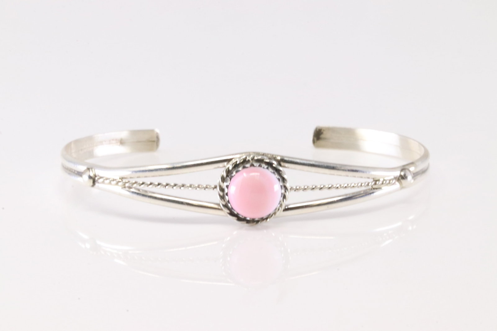 Native American Navajo Sterling Silver Pink Conch Shell Bracelet Cuff By Esther White. (1 of 4)