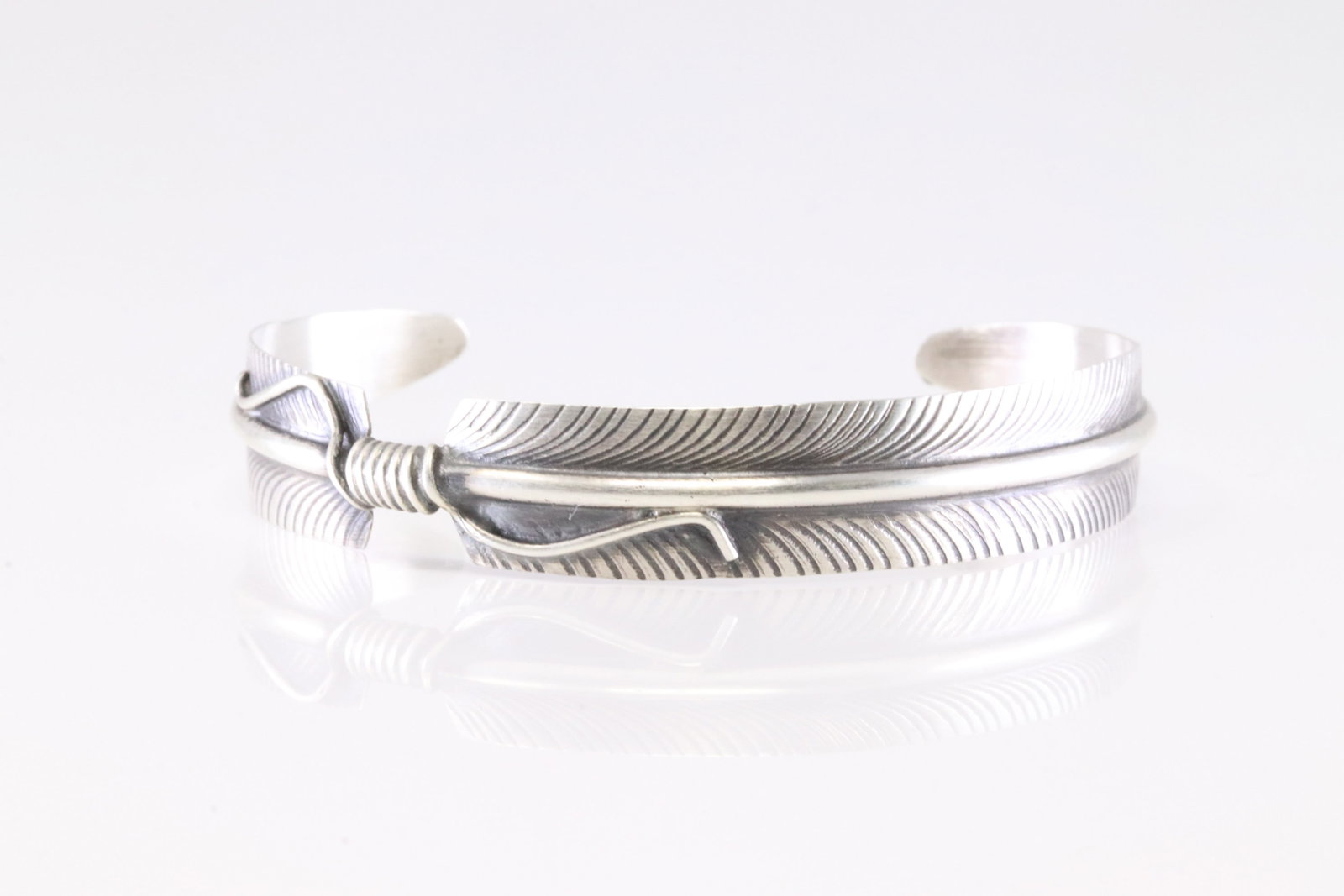 Native America Navajo Sterling Silver Feather Bracelet Cuff By C.C. (1 of 4)