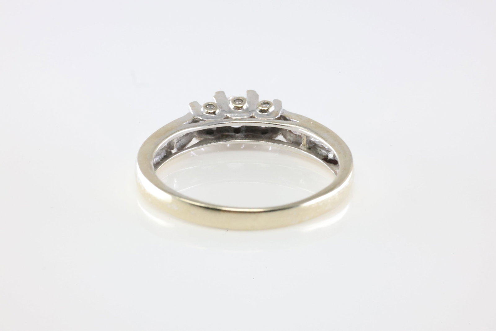 Diamond Ring 14Kt. - 4