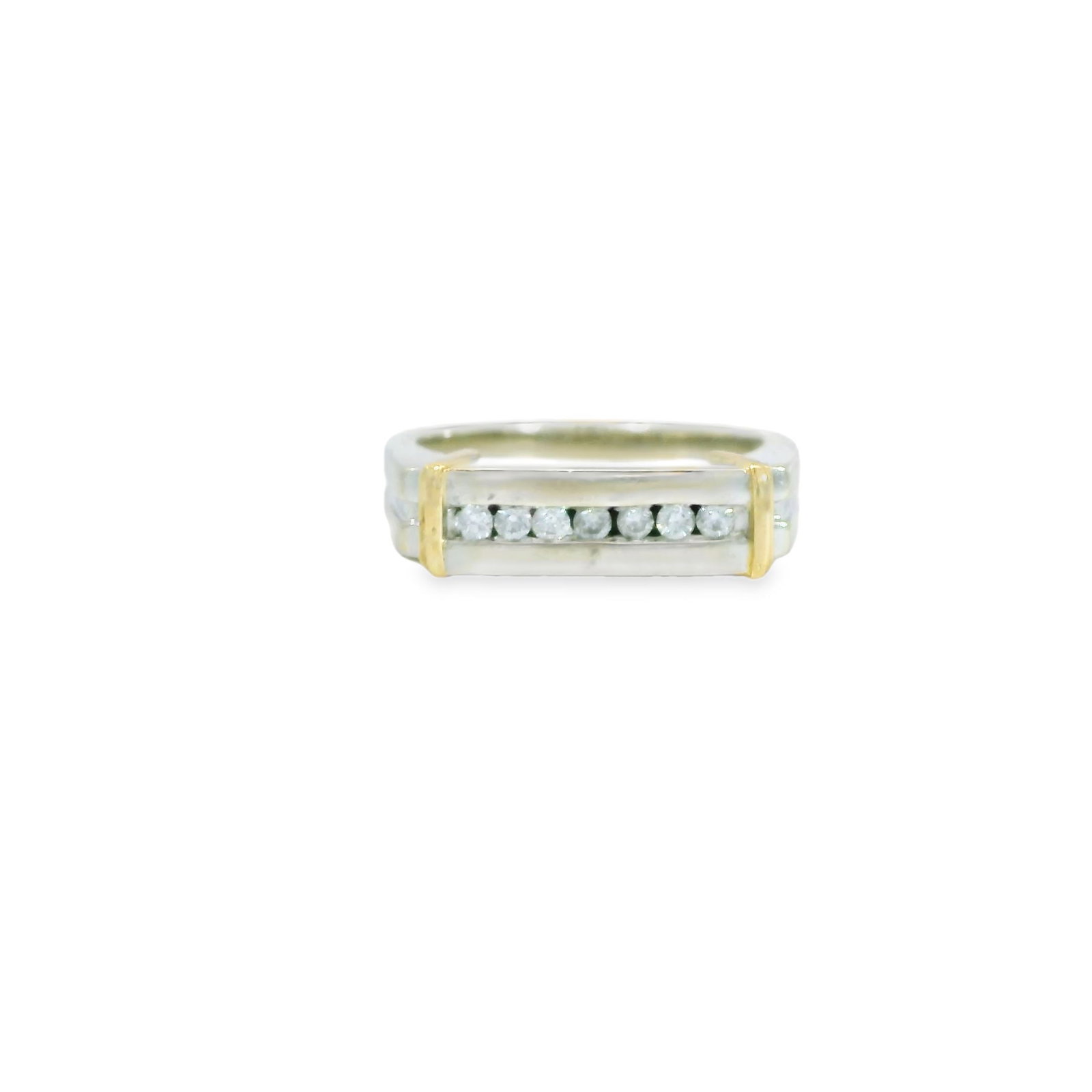 Diamond Ring 14Kt. (1 of 4)