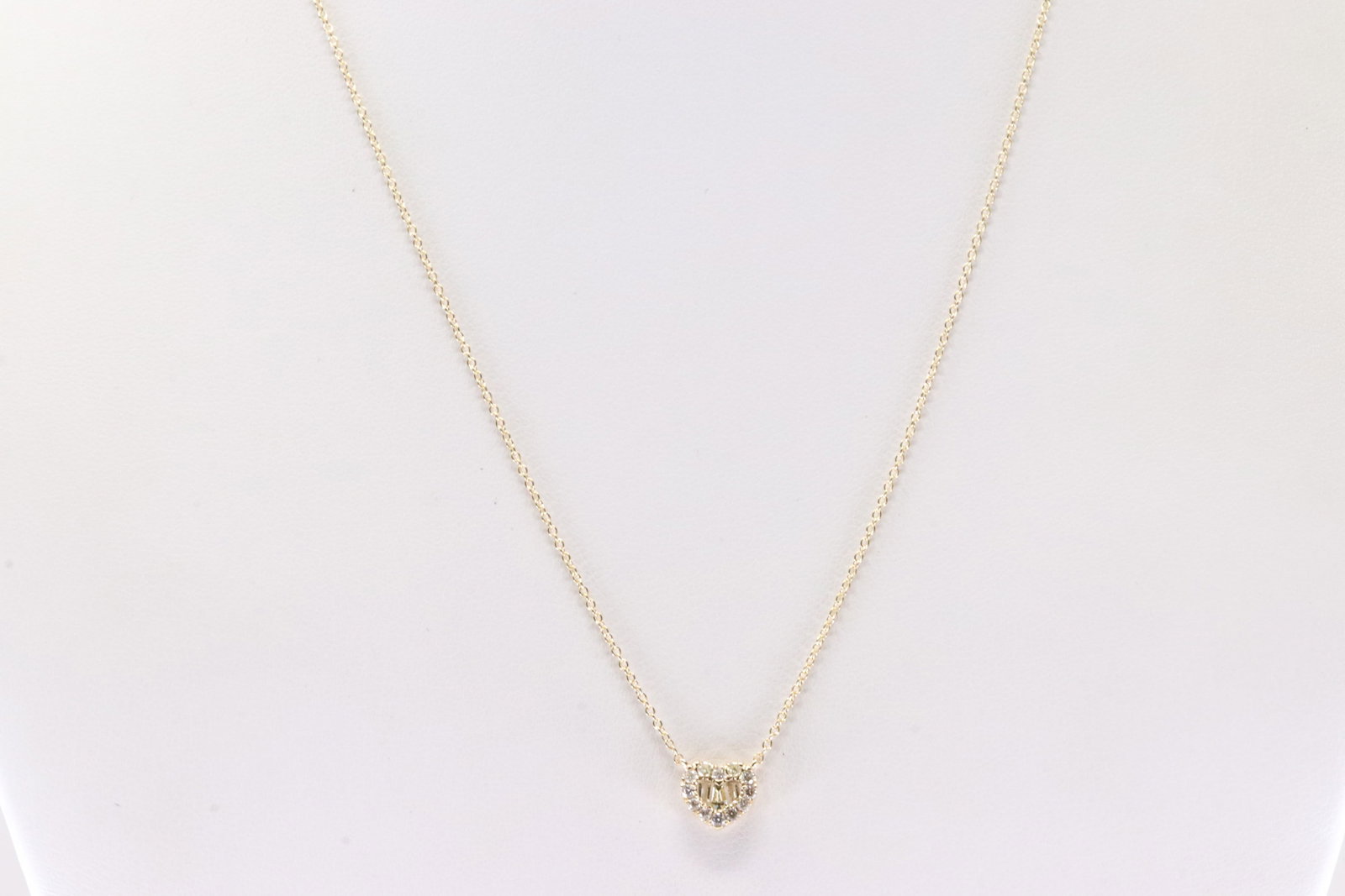Diamond Heart Pendant / Necklace 14Kt. (1 of 4)