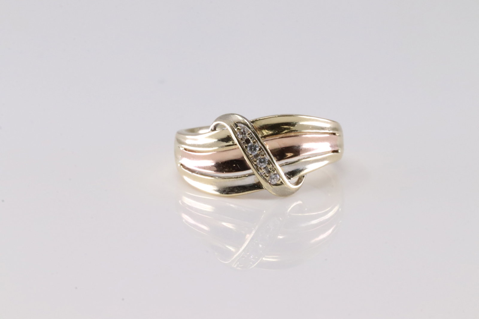 Diamond Ring 14Kt. (1 of 4)