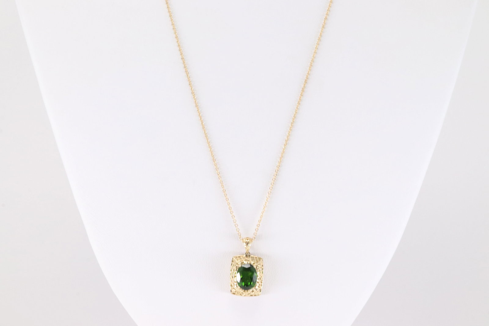 Emerald Pendent / Necklace 14Kt. (1 of 3)