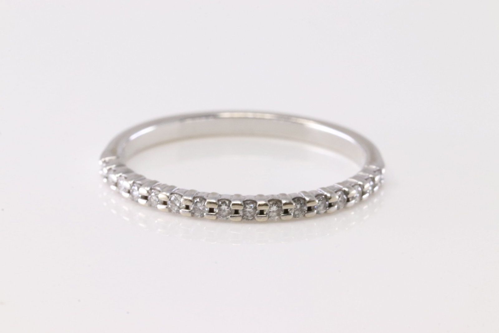 Diamond Ring 14Kt. (1 of 4)