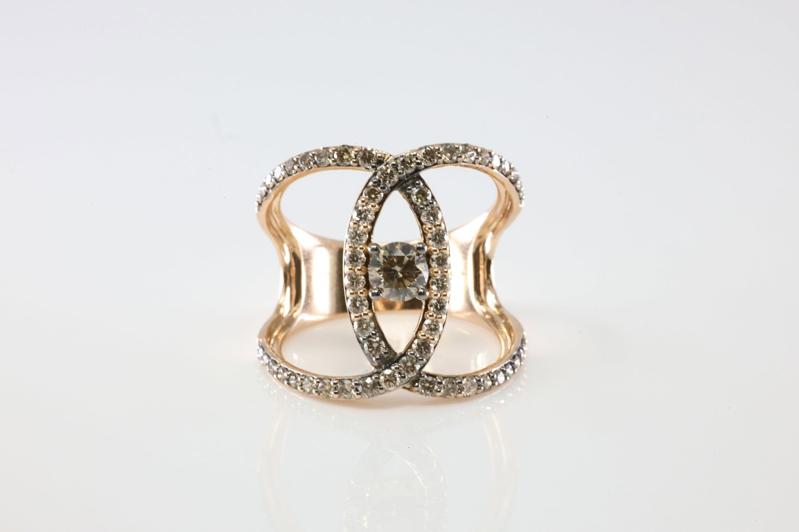 Le Vian Diamond Ring 14Kt.: Ladies Le Vian 14Kt Rose Gold Diamond Ring. This Beautiful Ring has 57 Round Sparkling Diamonds. Diamond Approx Weight: 2.00ctw. Ring Size: 7.00. Total Weight: 6.55 Grams.
