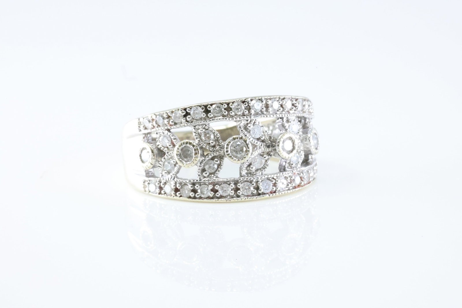 Diamond Ring 10Kt. - 2